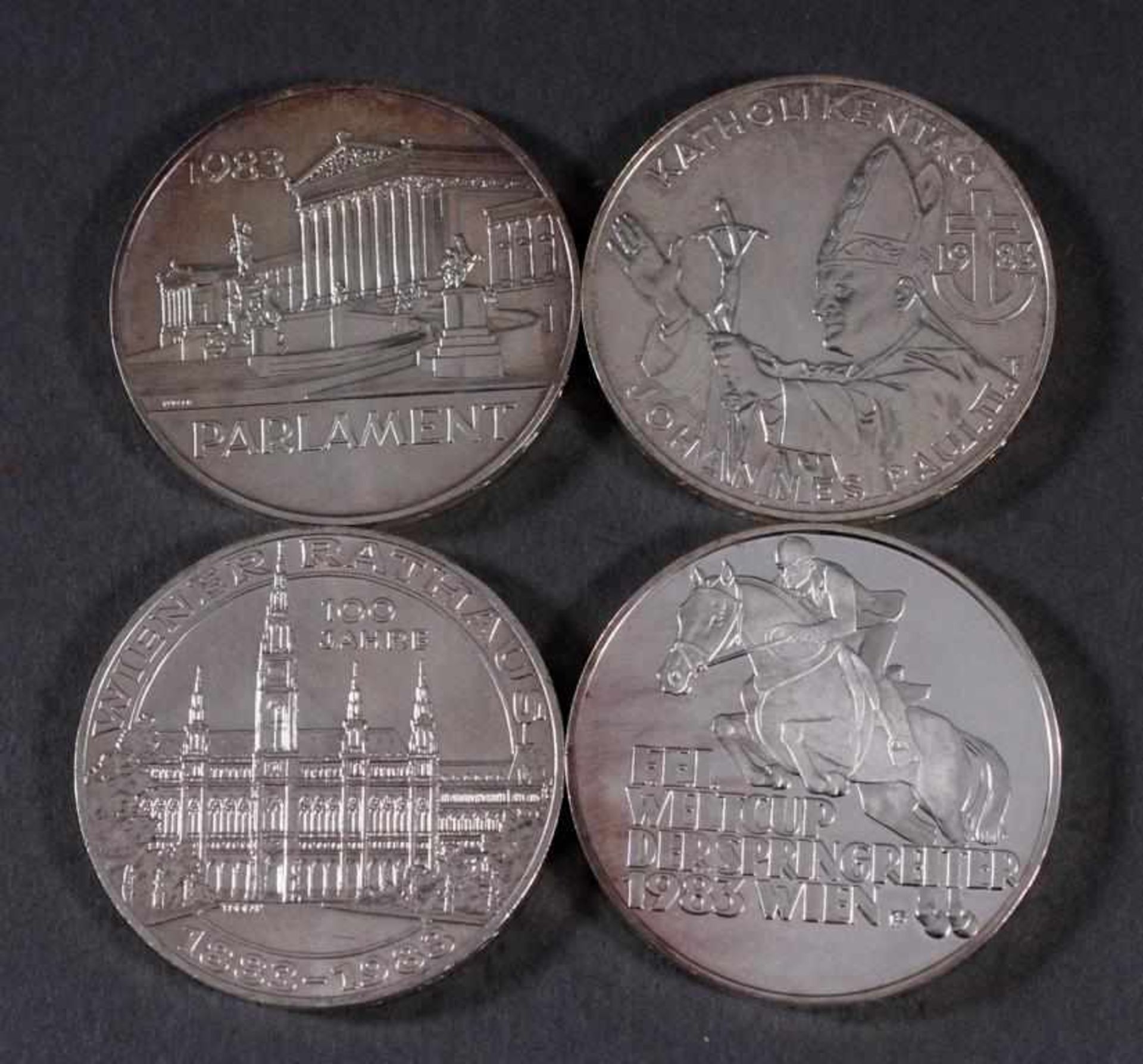 Österreich 2. Republik, 4 Stück 500 Schilling Münzen von 1983 - Image 2 of 2
