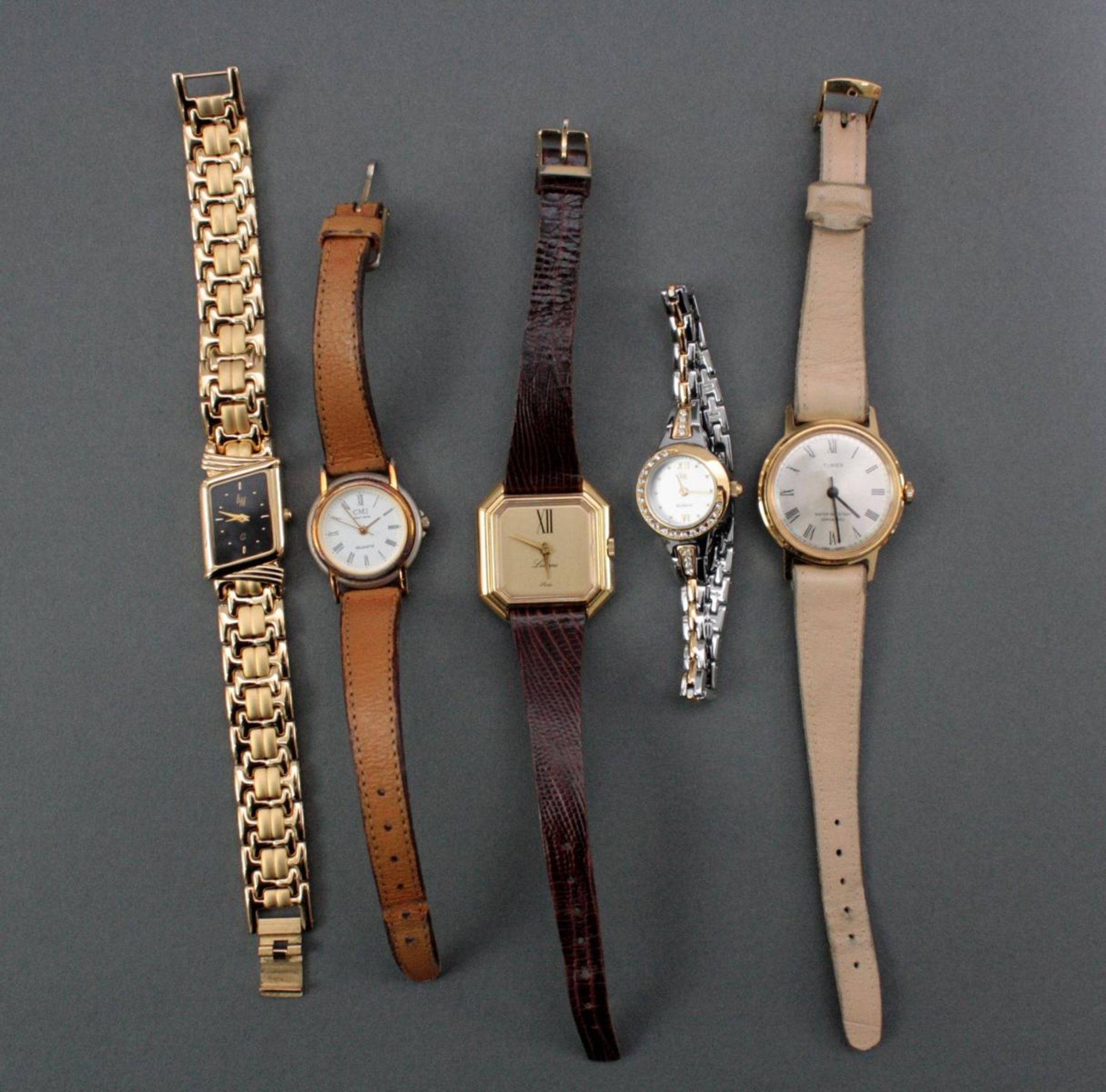 Konvolut Damenarmbanduhren unterschiedlicher Hersteller