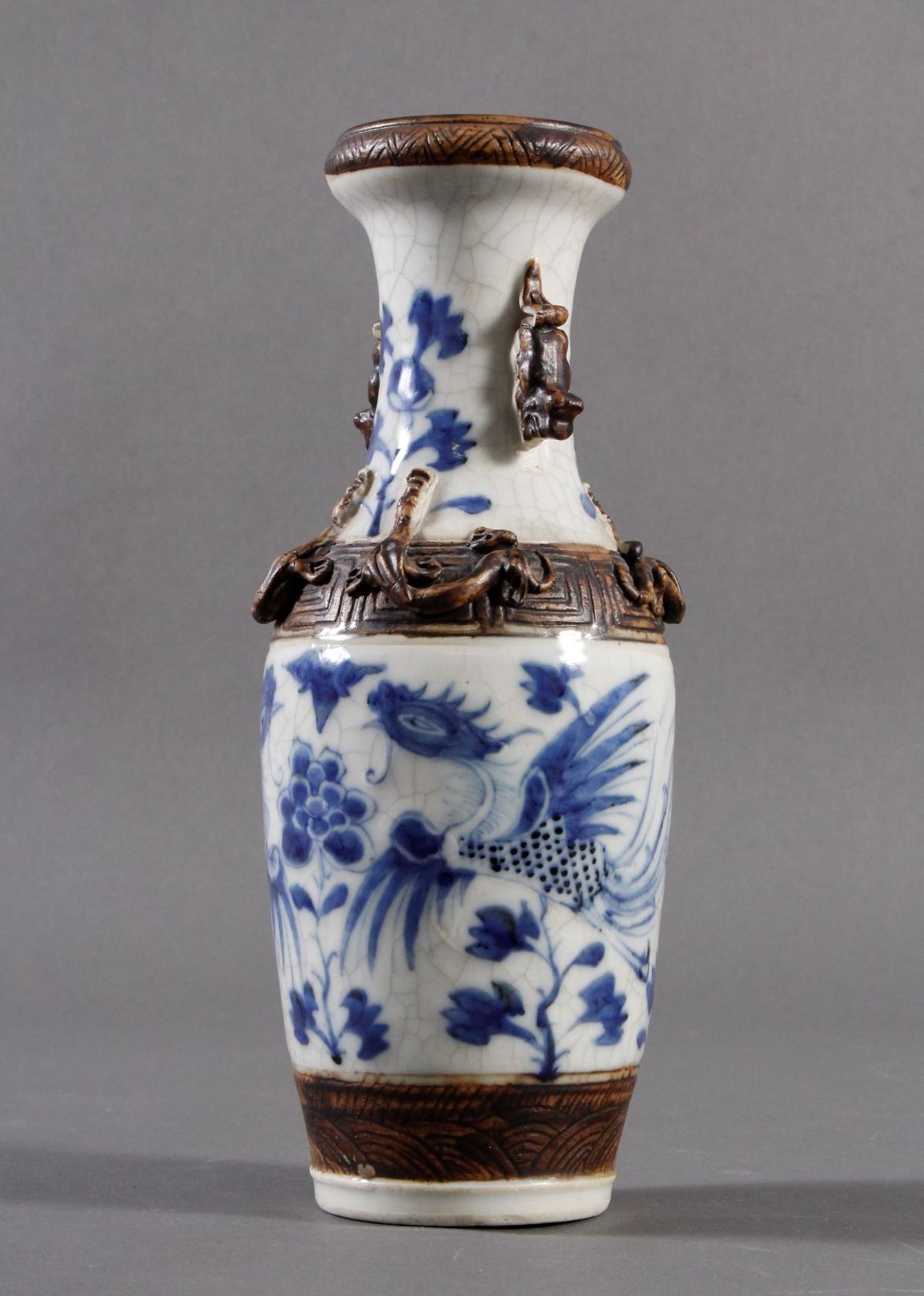 Porzellan Ziervase, China um 1900