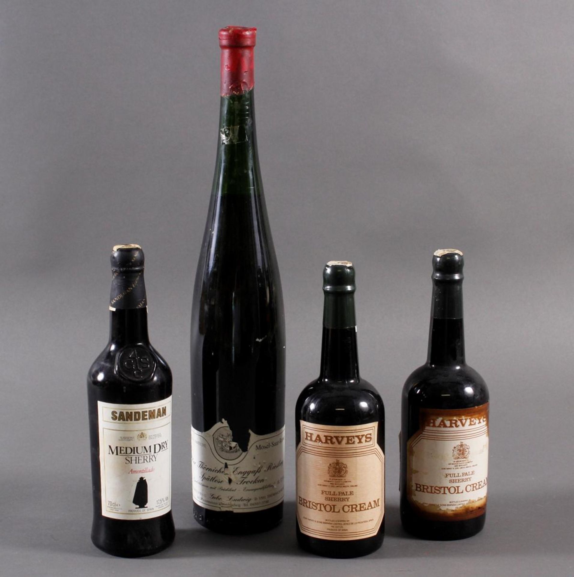 Magnumflasche 1990er Riesling und 3 Flaschen Sherry