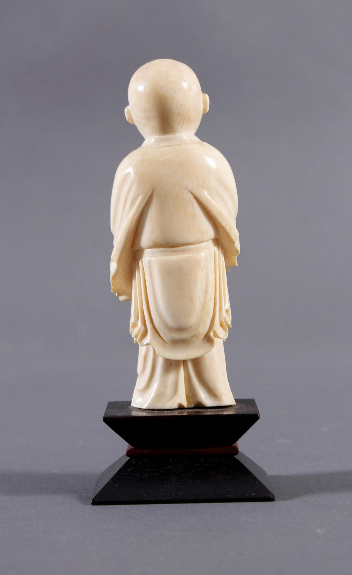 Elfenbein-Figur, Buddha als Kind, China, Anfang 20. Jahhundert - Bild 3 aus 4