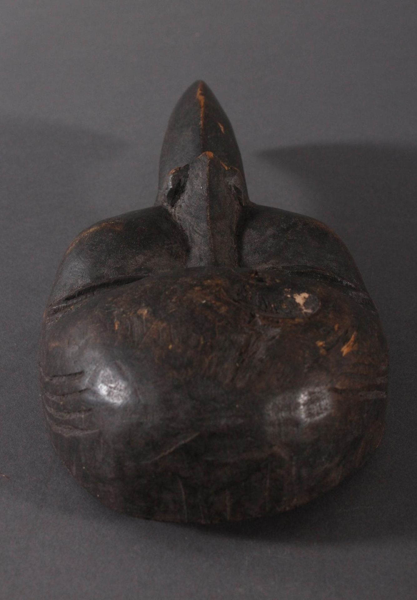 Antike Maske, Dan, Liberia 1. Hälfte 20. Jh.Holz geschnitzt, dunkle Patina, Schnabelmaske, ca. 6 x - Bild 5 aus 6