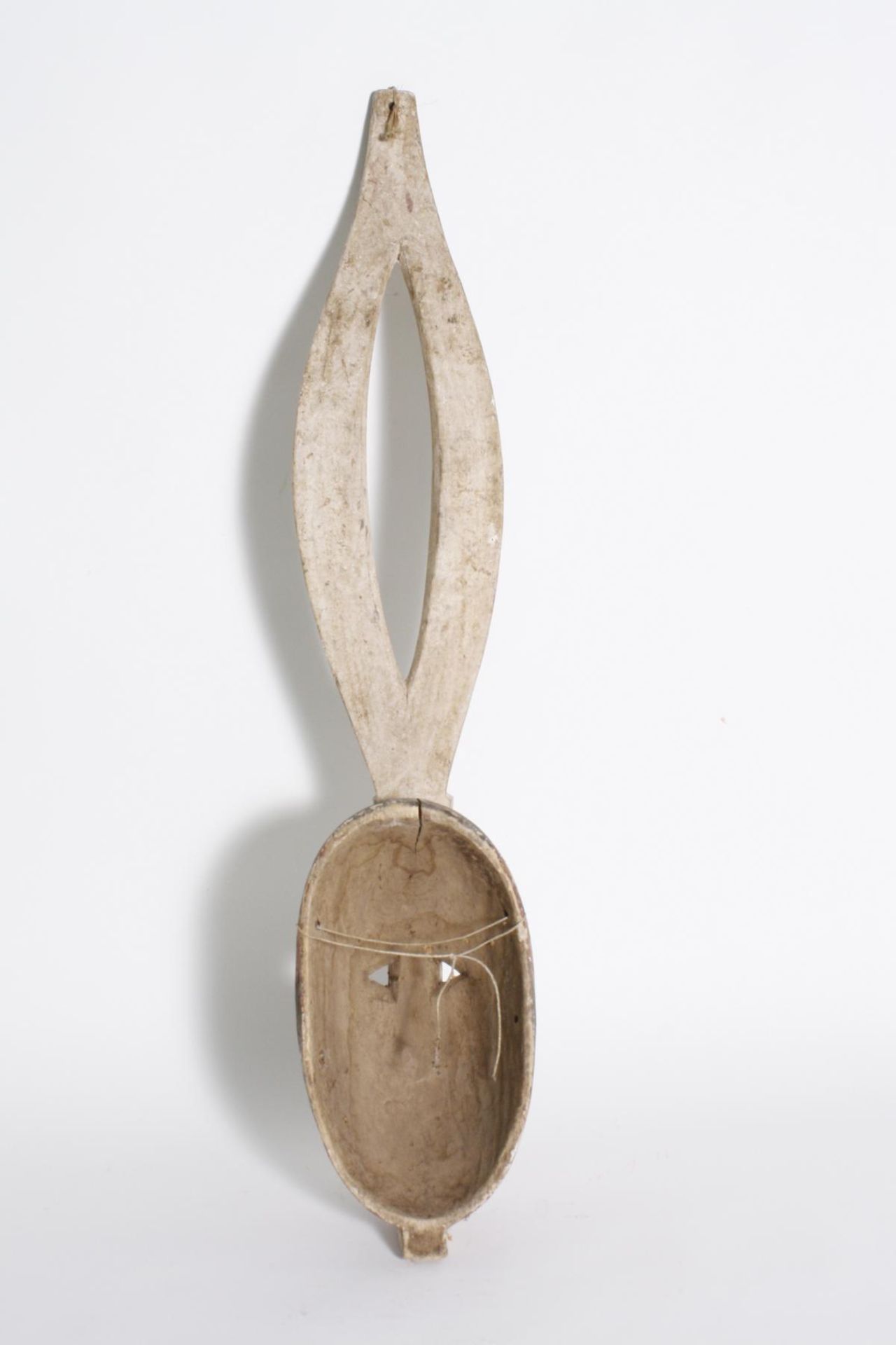 Antilopenmaske, Mossi, Burkina Faso, 2. Hälfte 20. Jh.Aus einem Stück Holz geschnitzte - Bild 2 aus 4