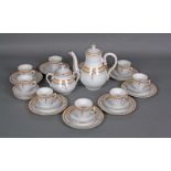 Biedermeier-Kaffeeservice-Teile, 31 StückBestehend aus Kaffeekanne, Zuckerdose, 9 Tassen, 12