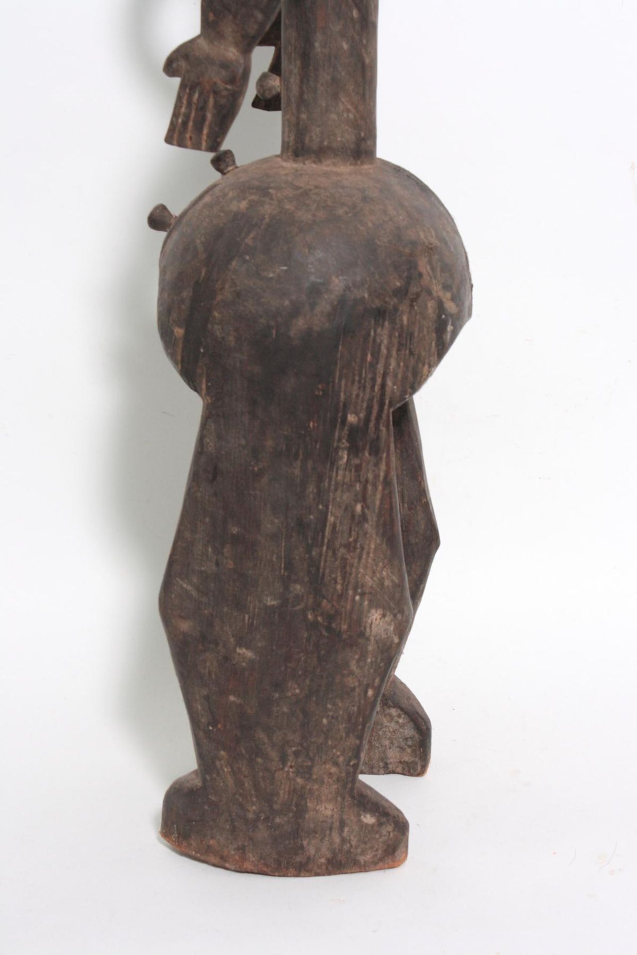 Ritualfigur der Mumuye, "Iagalagana", Nigeria. 1. Hälfte 20. Jh.Holz geschnitzt, dunkelbraune Patina - Bild 15 aus 15