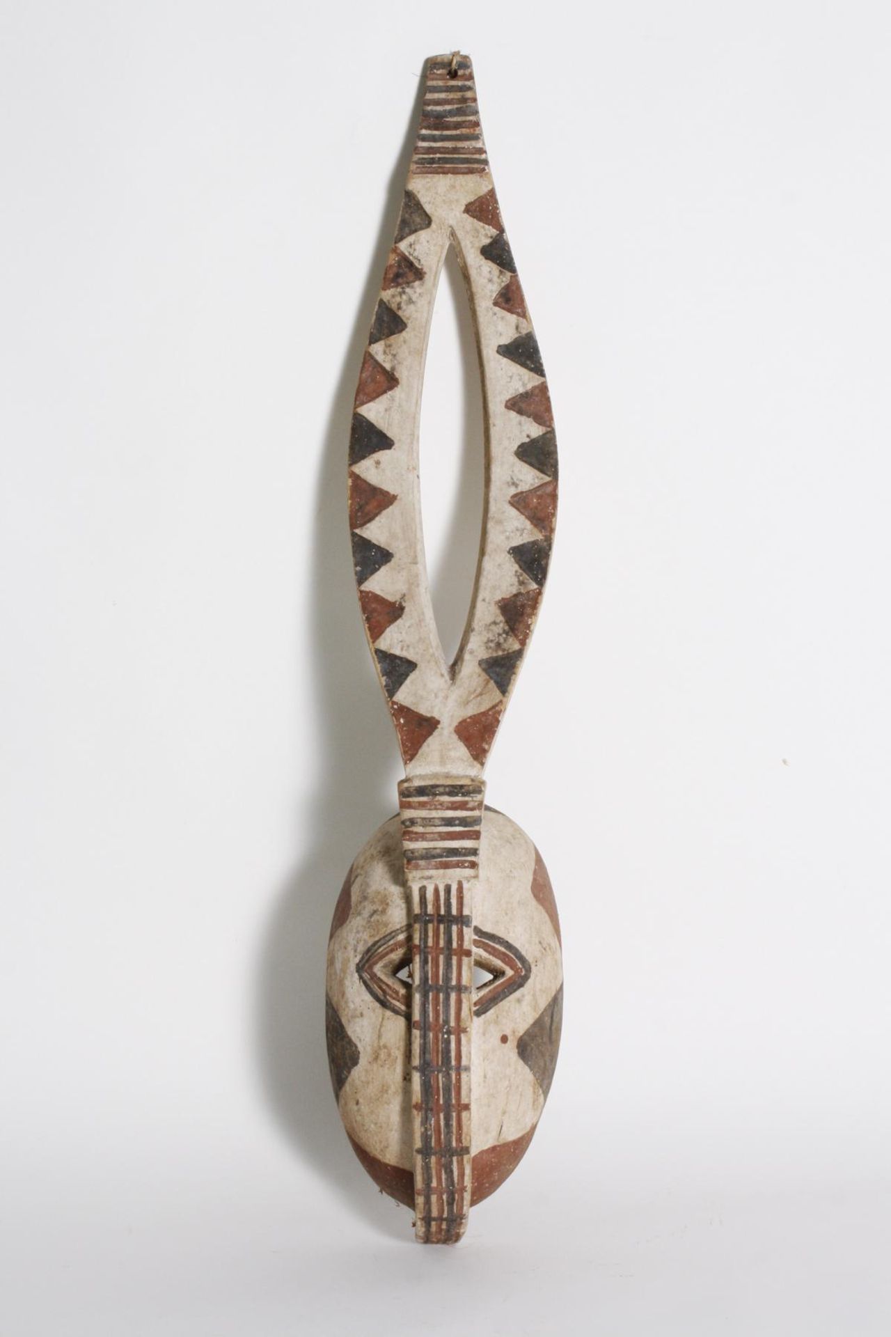 Antilopenmaske, Mossi, Burkina Faso, 2. Hälfte 20. Jh.Aus einem Stück Holz geschnitzte