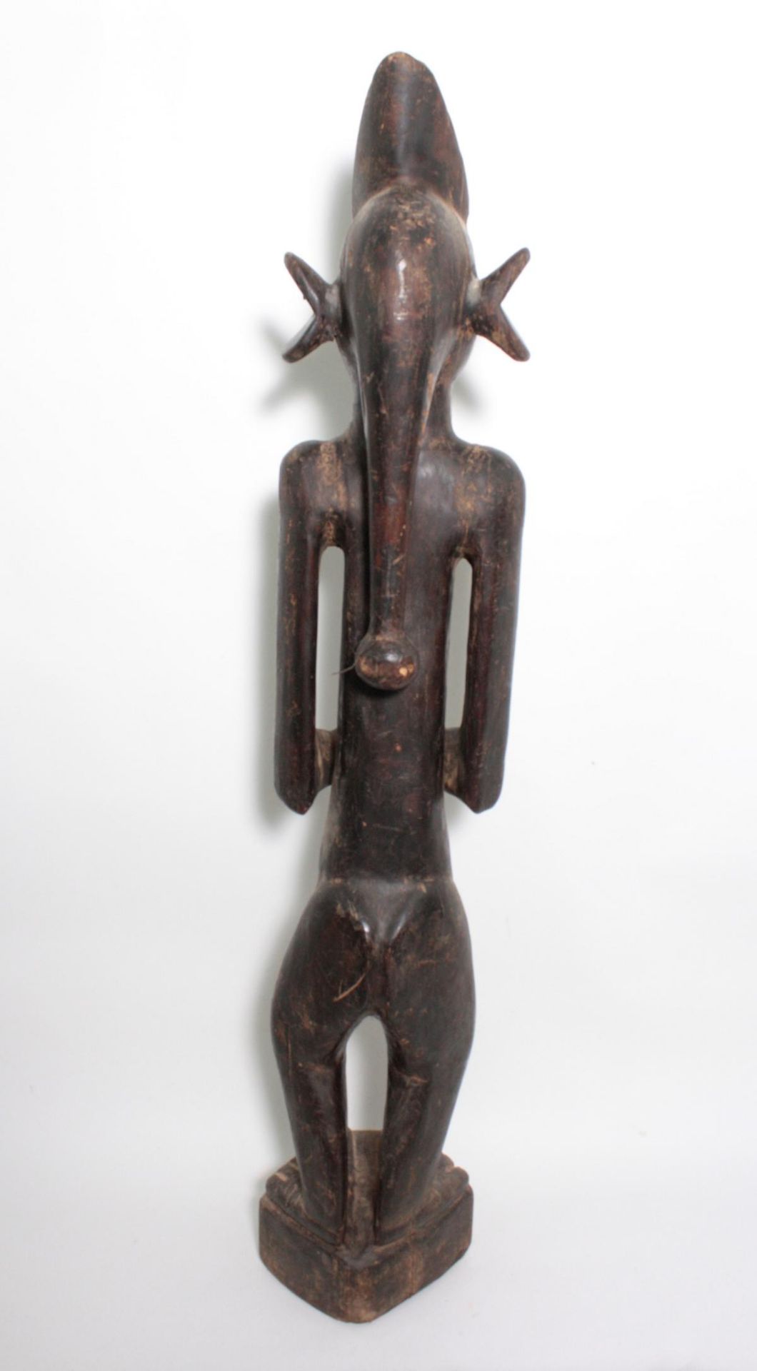 Große Figur, wohl "Eshu", Yoruba, Nigeria , 1. Hälfte 20. Jh.Holz geschnitzt, schwarze krustige - Bild 7 aus 11