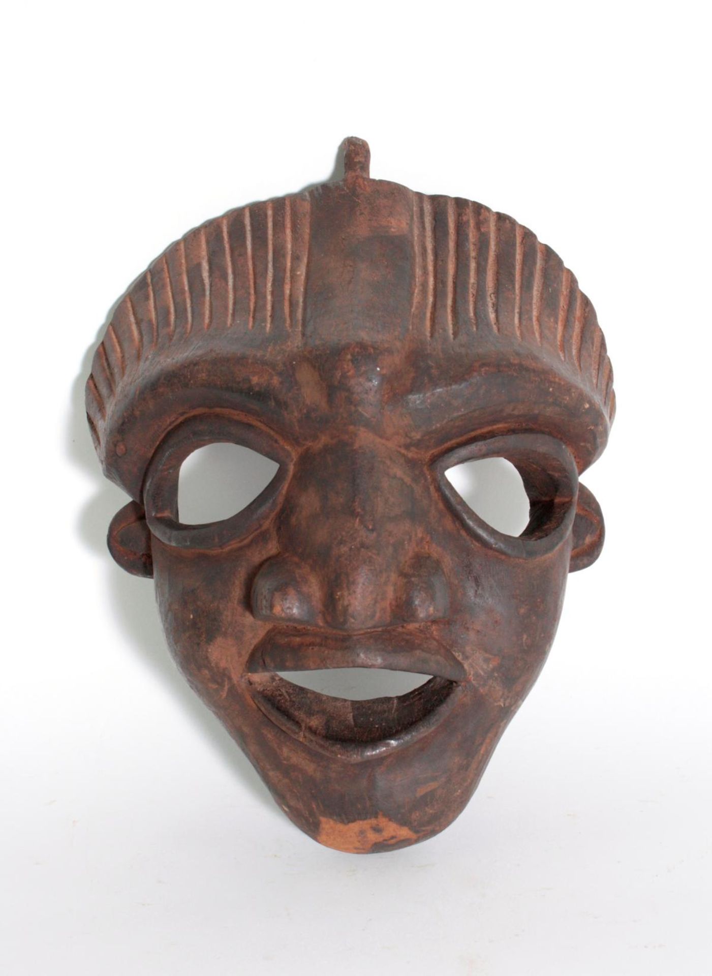 Große Bamileke-Maske, Kamerun, Grassland, 1. Hälfte 20. Jh.Holz, Ausdrucksstarke freundlicher