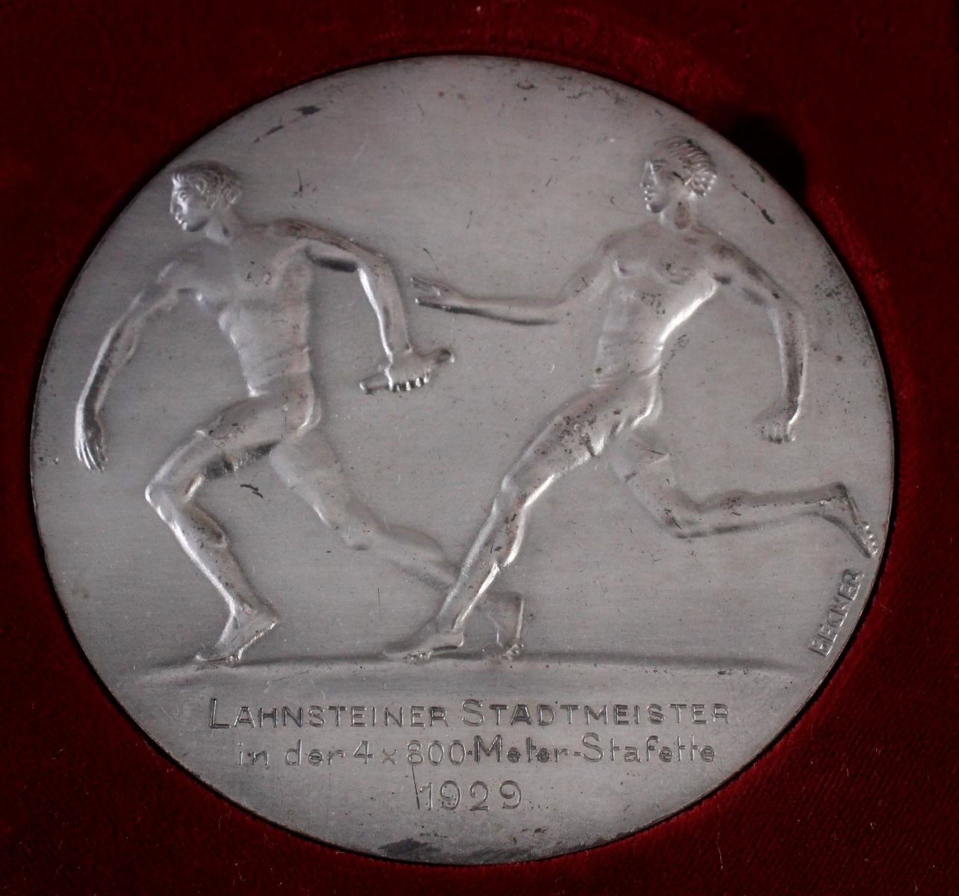 Medaille Thema Sport, Medailleur Becker 20er JahreLahnsteiner Stadtmeister 1929, hinten hohl mit