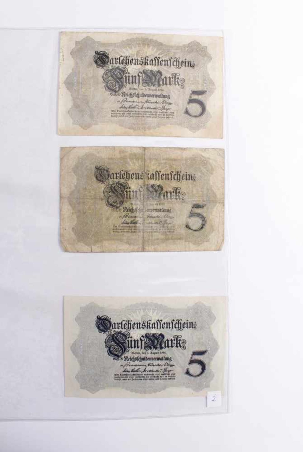 Kleine Sammlung GeldscheineÜber 130 Scheine in unterschiedlicher Erhaltung. Darunter: Deutsches