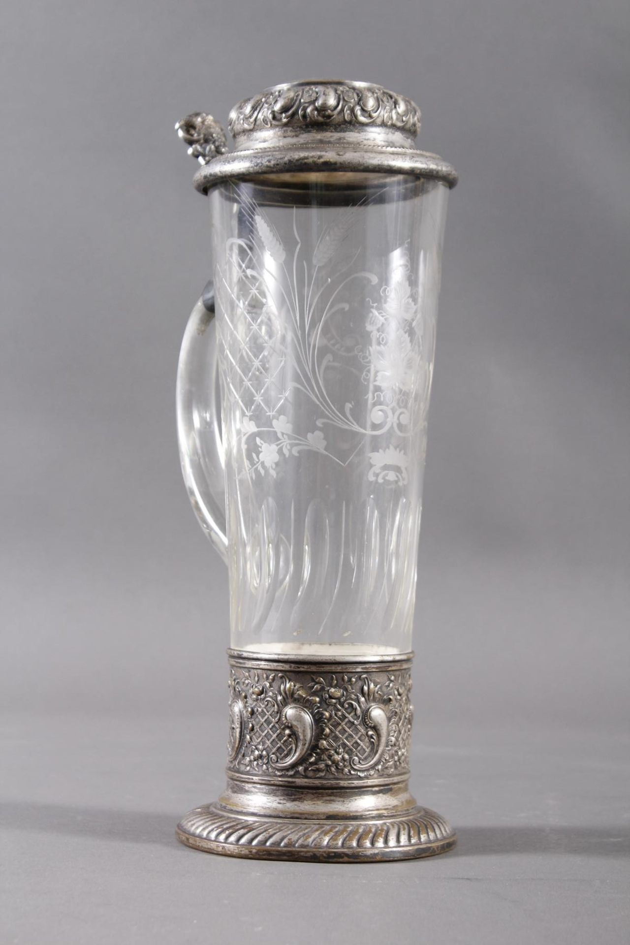 WMF-Historismus Trinkkrug um 1890farbloses konisches Glas  mit  geschliffenem Ranken und