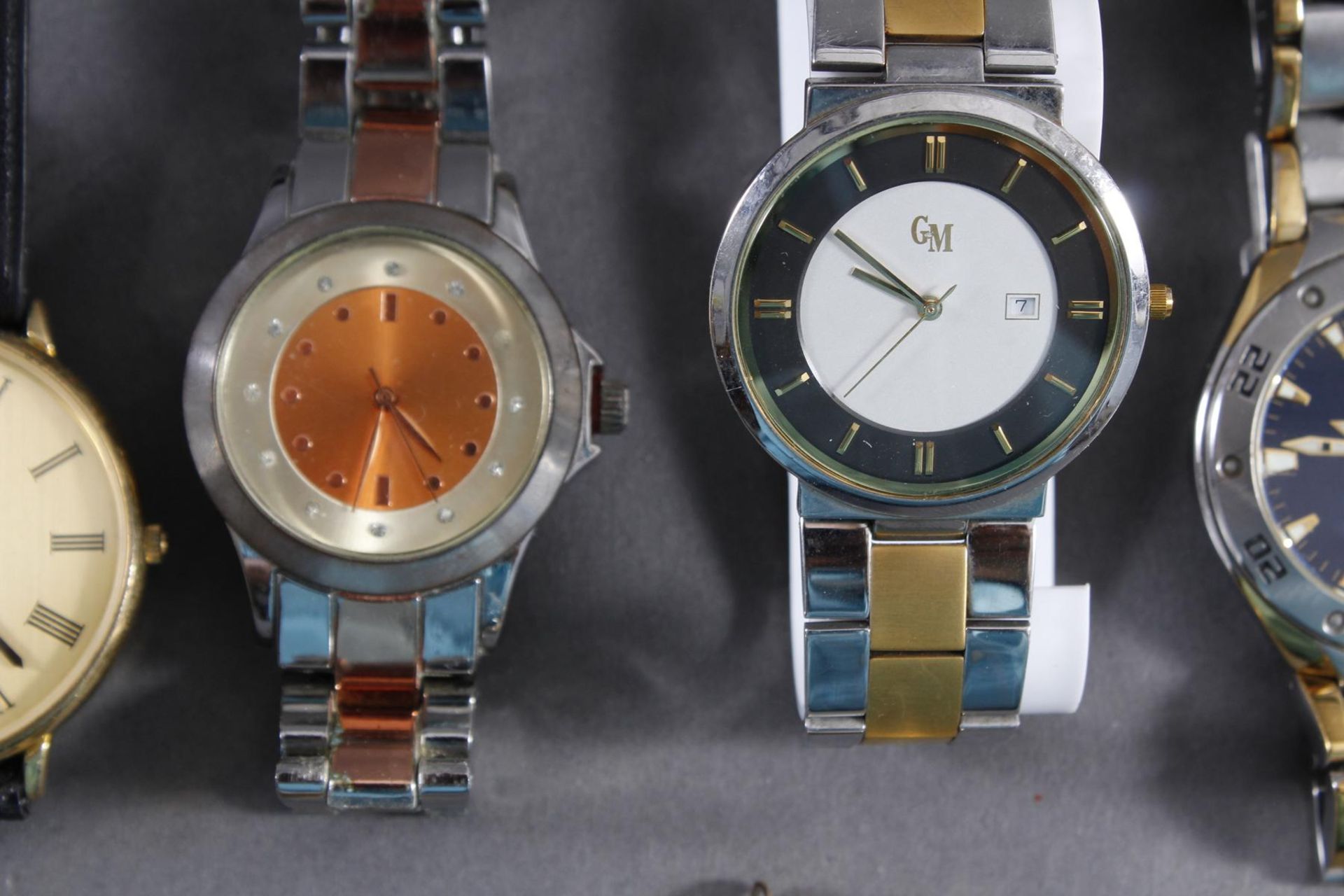 Konvolut Armbanduhren10 Stück, unterschiedliche Hersteller, Funktionen nicht geprüft - Bild 3 aus 7