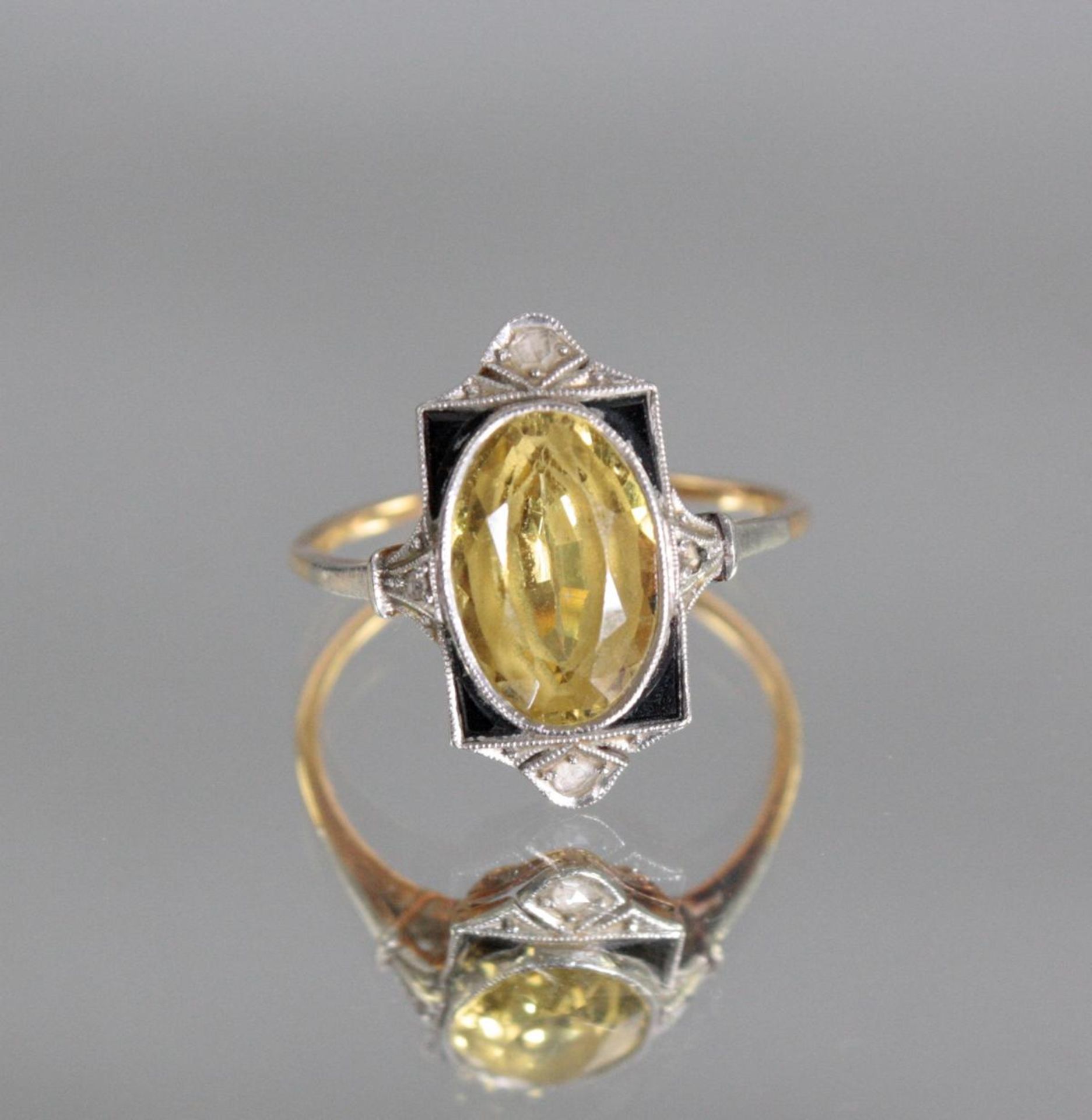 Art Deco Damenring mit Citrin, Onix und Diamanten, 18 Karat Gelb- und WeißgoldGold geprüft, oval