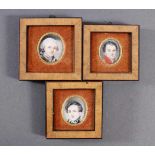 3 Portrait Miniaturmalereien aus dem 19. Jh.Auf Elfenbein gemalt, oval gerahmt, ca. Höhe 3,5 cm,