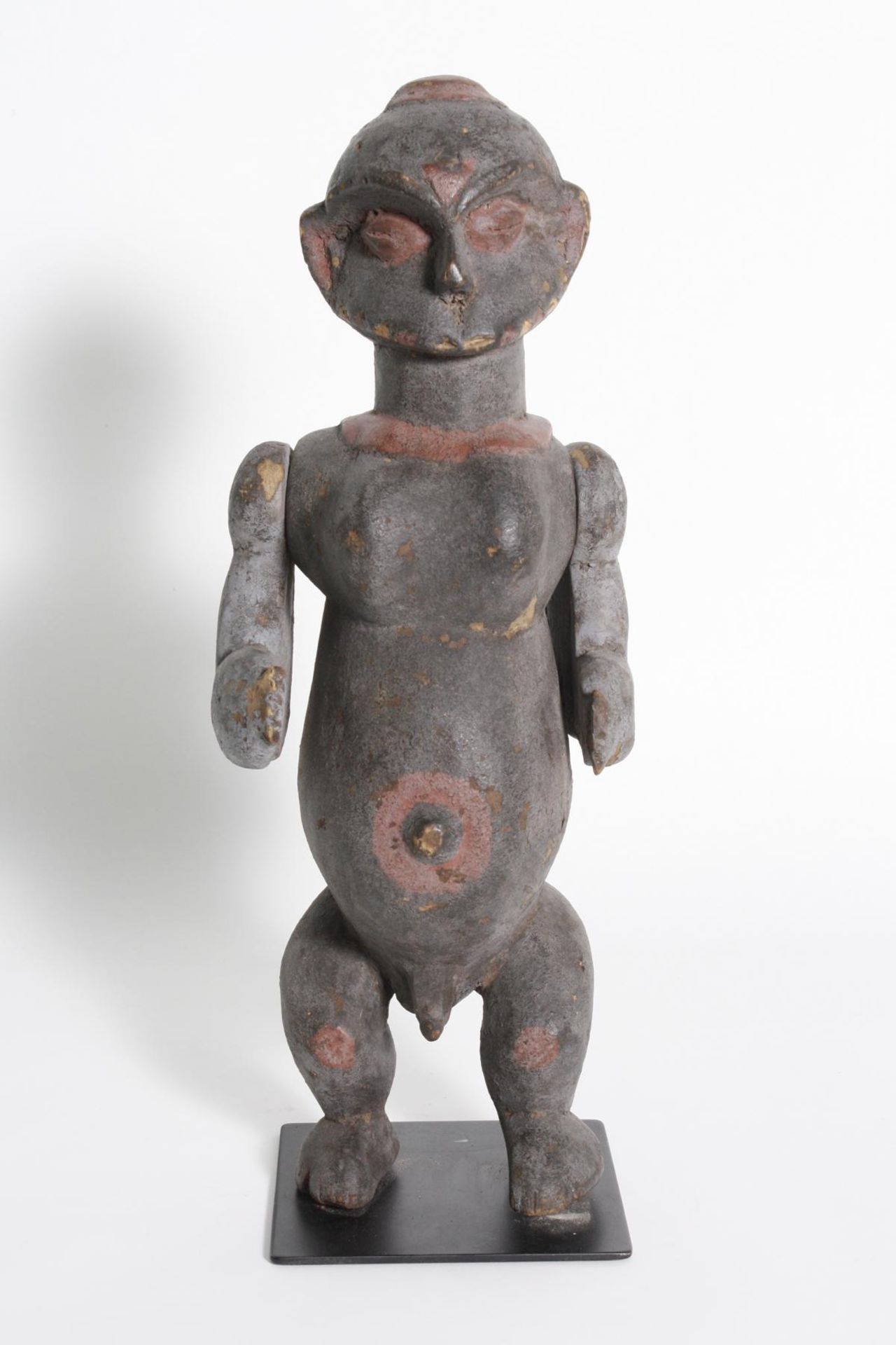 Männliche Marionette, Eket, Nigeria, 1. Hälfte 20. Jh.Holz geschnitzte männliche Figur mit roter
