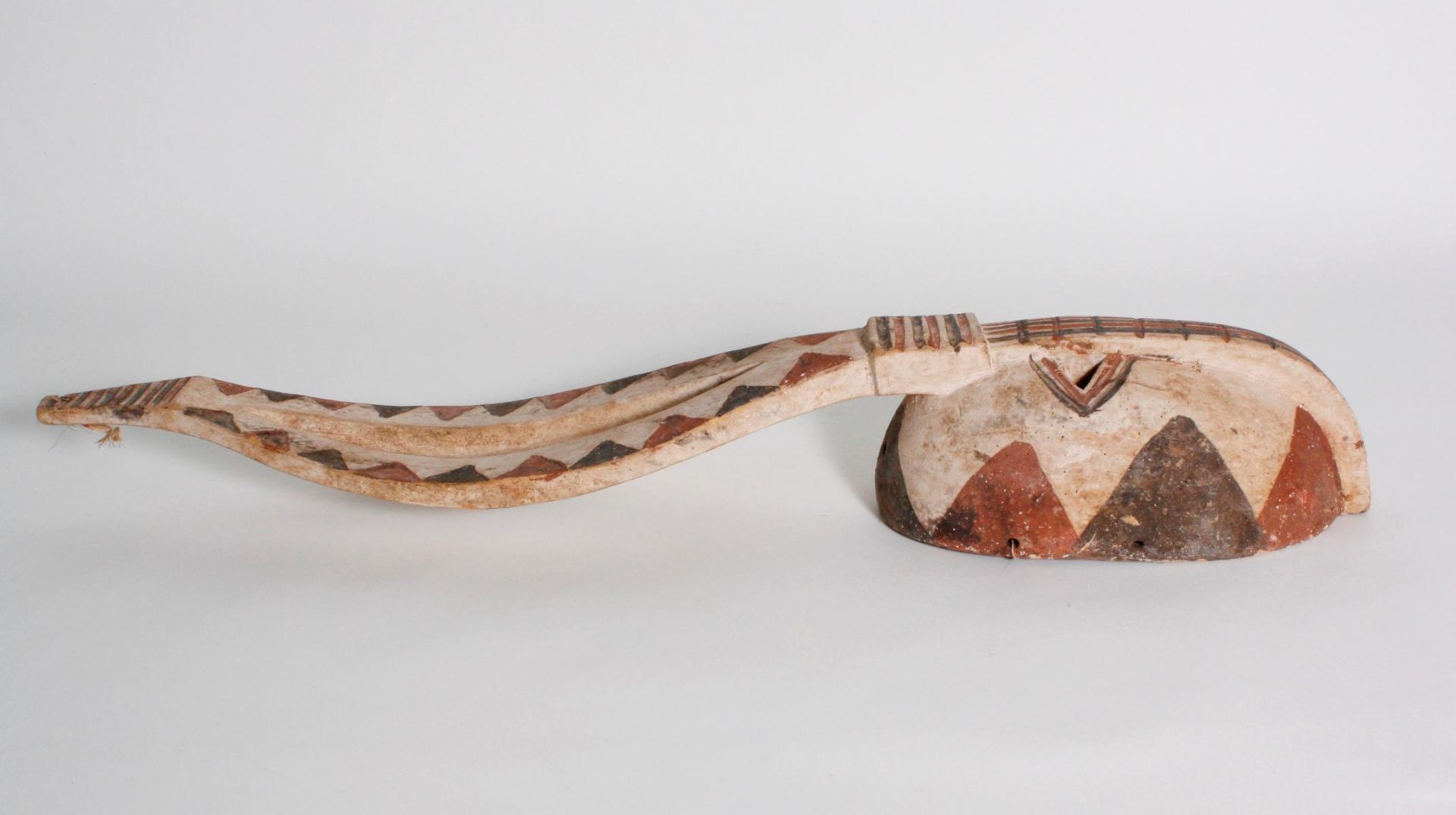 Antilopenmaske, Mossi, Burkina Faso, 2. Hälfte 20. Jh.Aus einem Stück Holz geschnitzte - Bild 3 aus 4