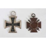 2 Orden, WK IEin Eisernes Kreuz 2. Klasse 1914 und ein Deutsches Ehrenkreuz für Frontkämpfer 1914/