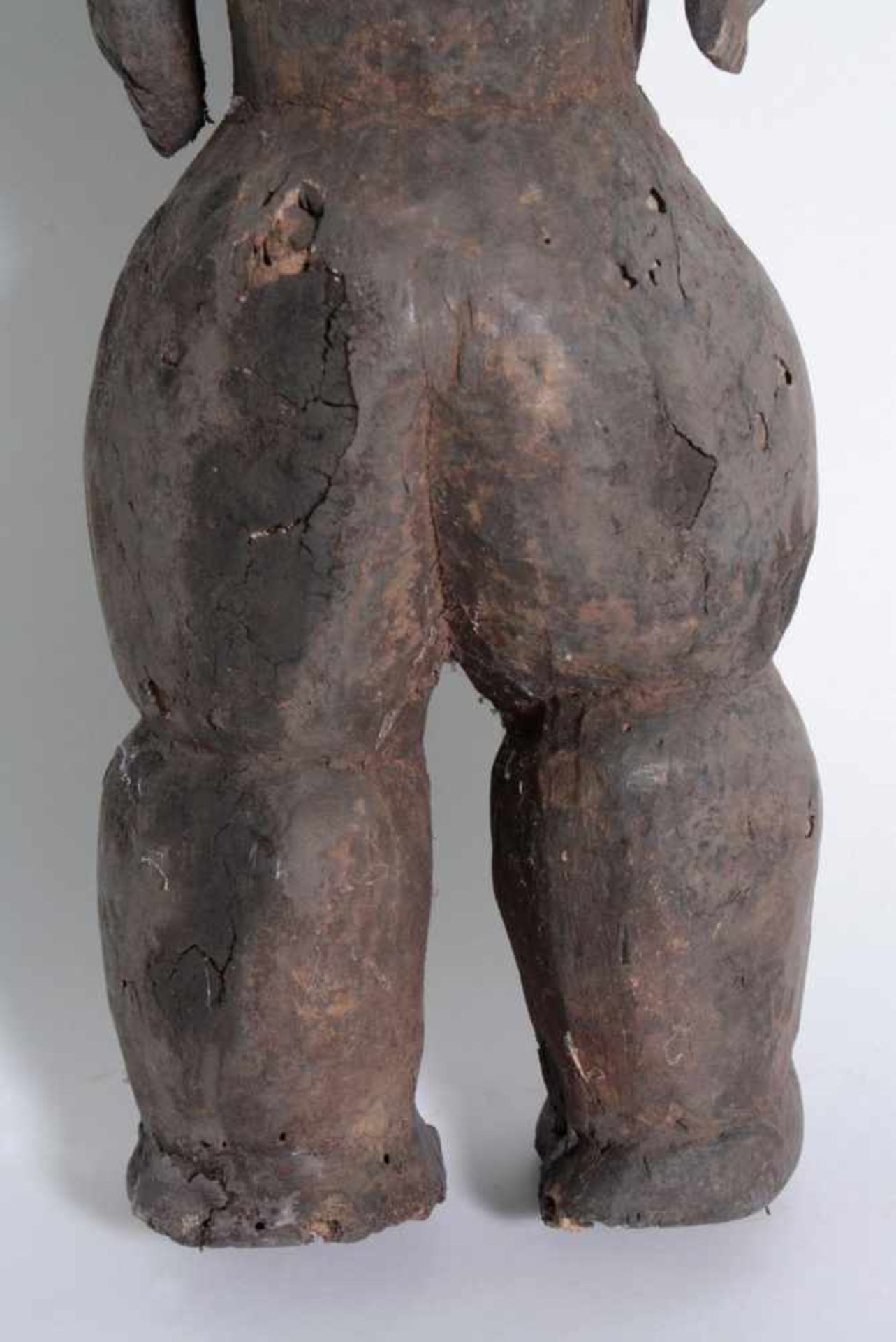 Ältere Ahnen-Figur, Tabwa, D. R. KongoHolz geschnitzt, plastische, stehende, weibliche - Bild 10 aus 14