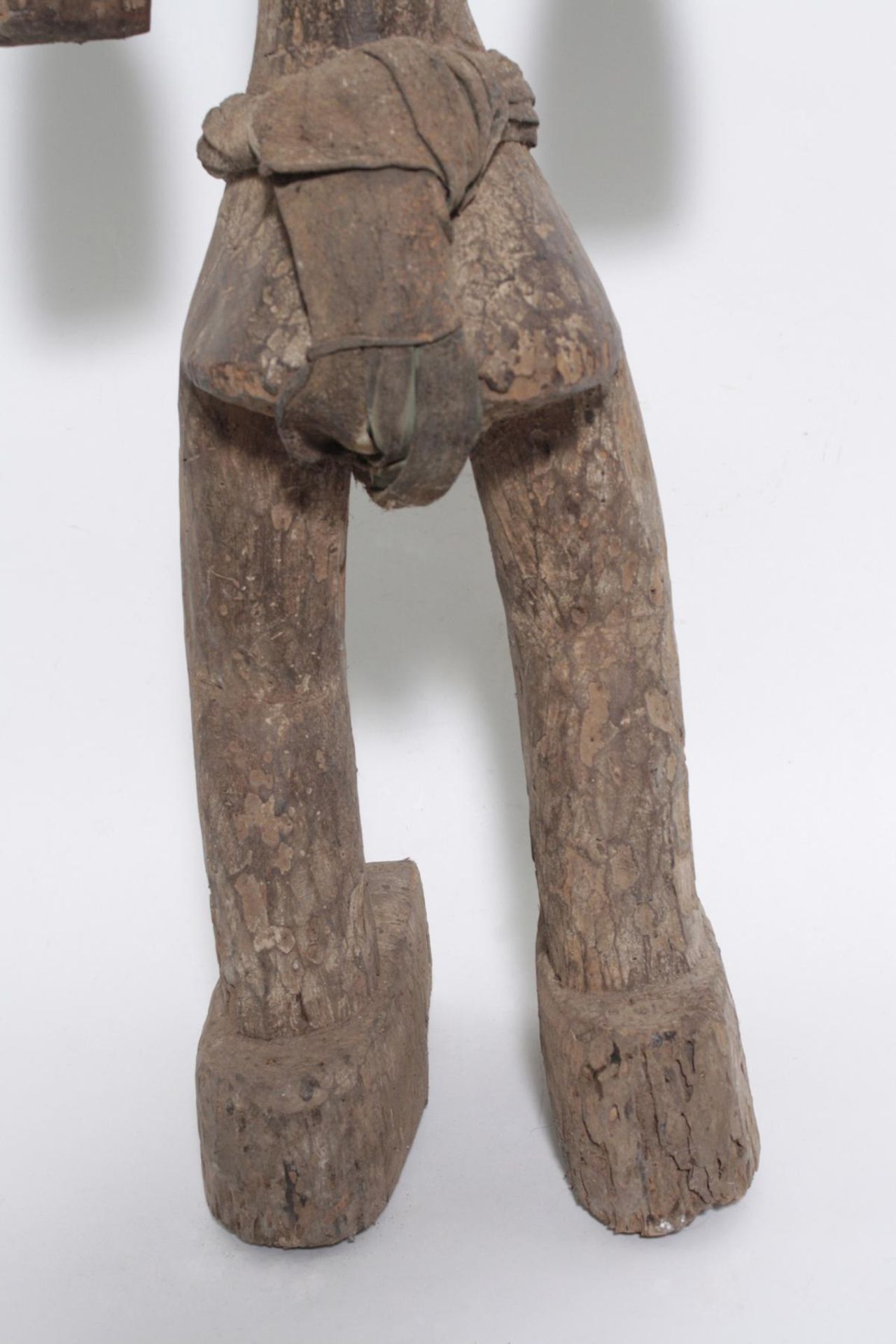 Ältere Große Figur, Dogon oder Bambara, MaliHolz, matte Krusten Patina, stehender Figur mit hohem - Bild 12 aus 16