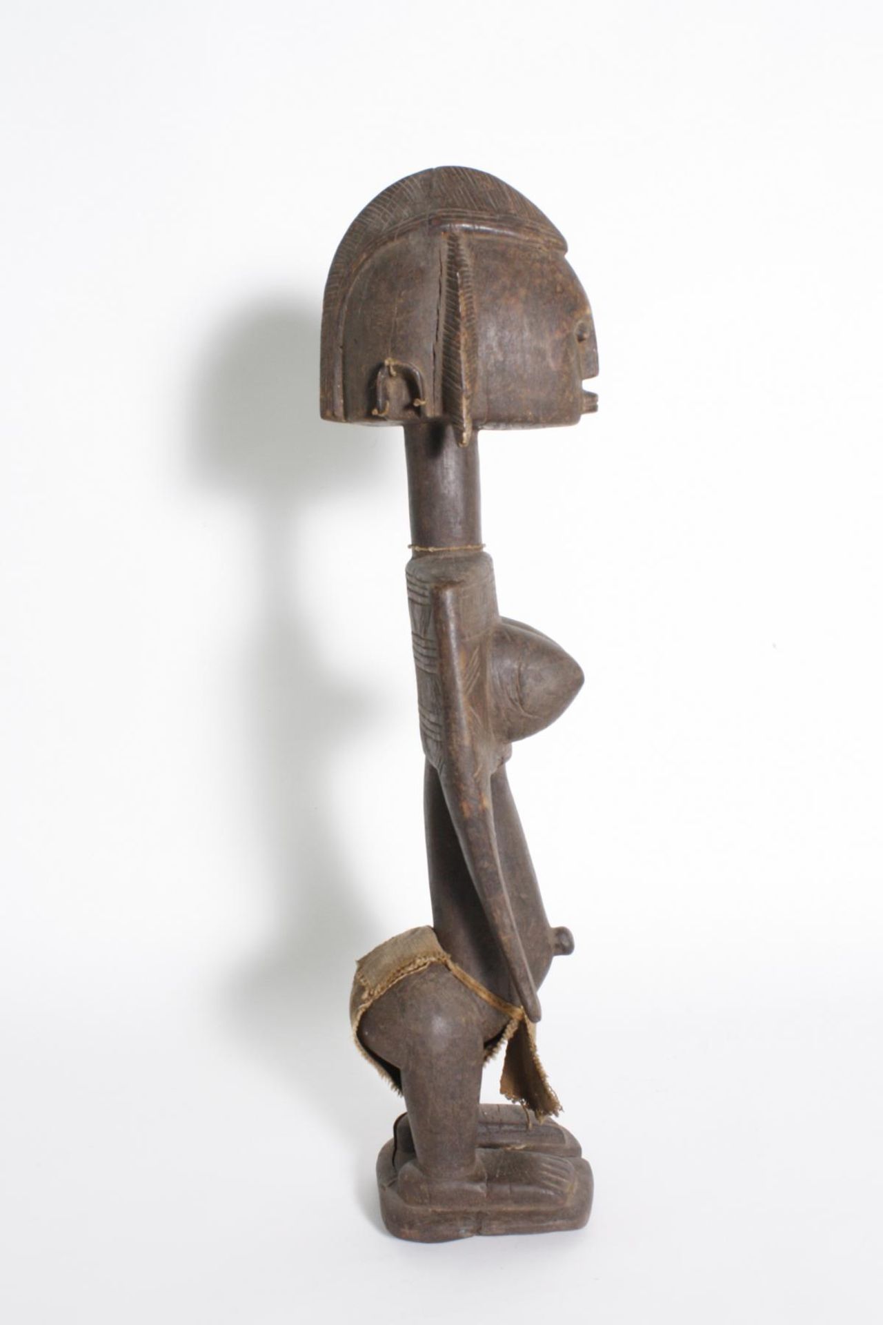 Stehende, weibliche Figur, ‘Nyeleni’, Bambara (oder Bamana), Mali, 1. Hälfte 20. Jh.Schweres Holz, - Bild 4 aus 8