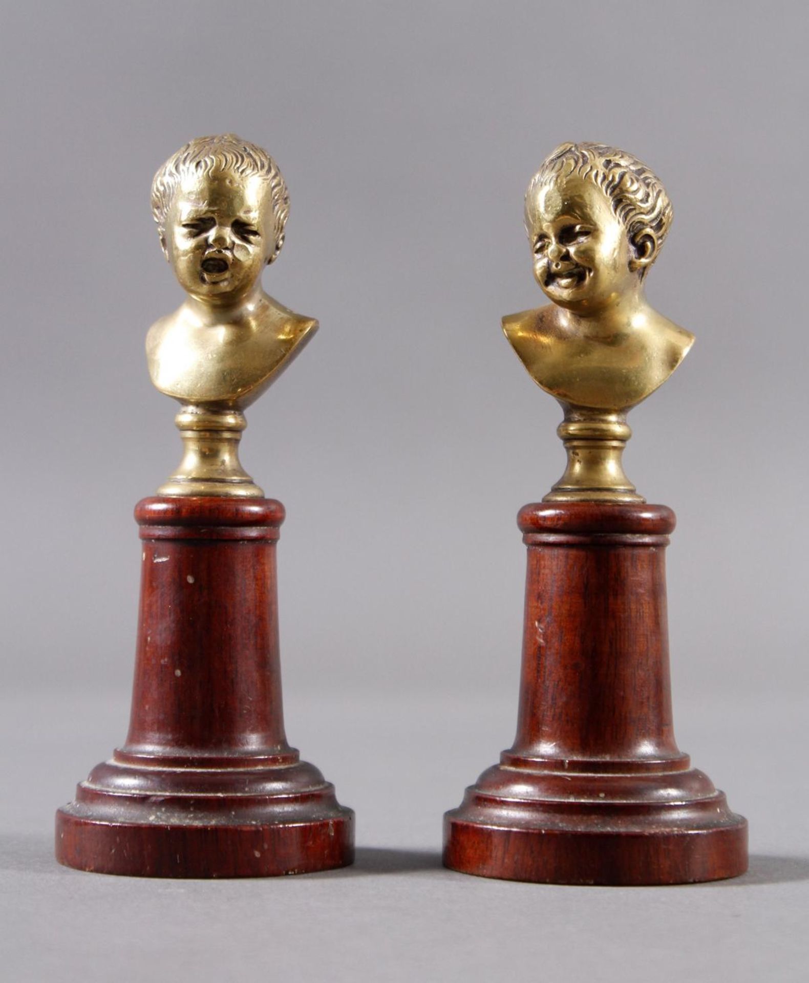 Paar Bronzebüsten, Knaben, Lachendes und weinendes Gesicht, Frankreich 19. JahrhundertBüsten auf