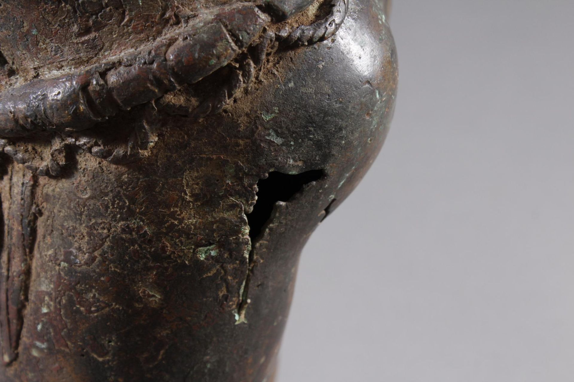 Bronze Gedenkfigur, Benin, Nigeria, 20. Jahrhundert - Image 8 of 11