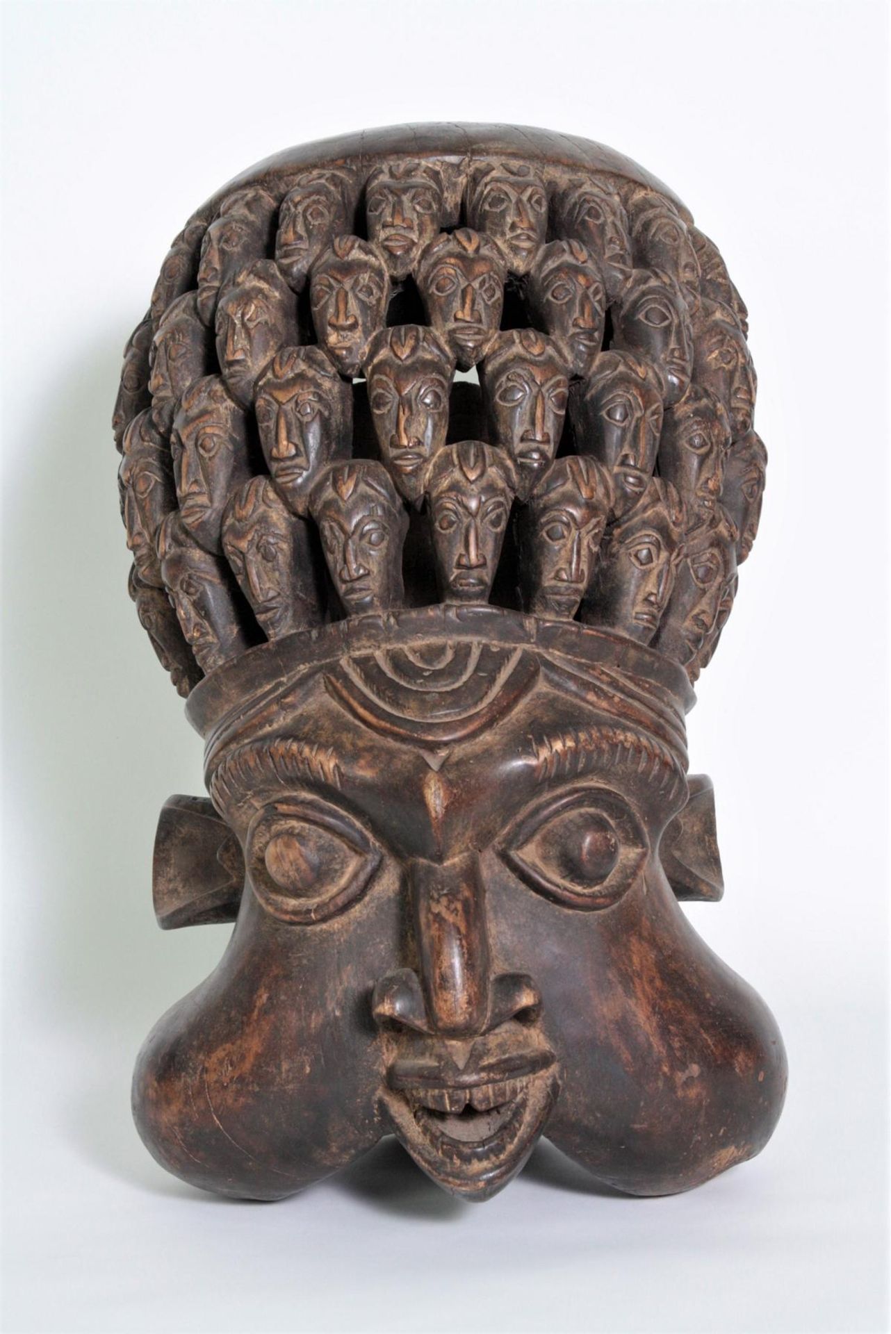 Große Bamum Tanzmaske, Kamerun, 1. Hälfte 20. Jh.