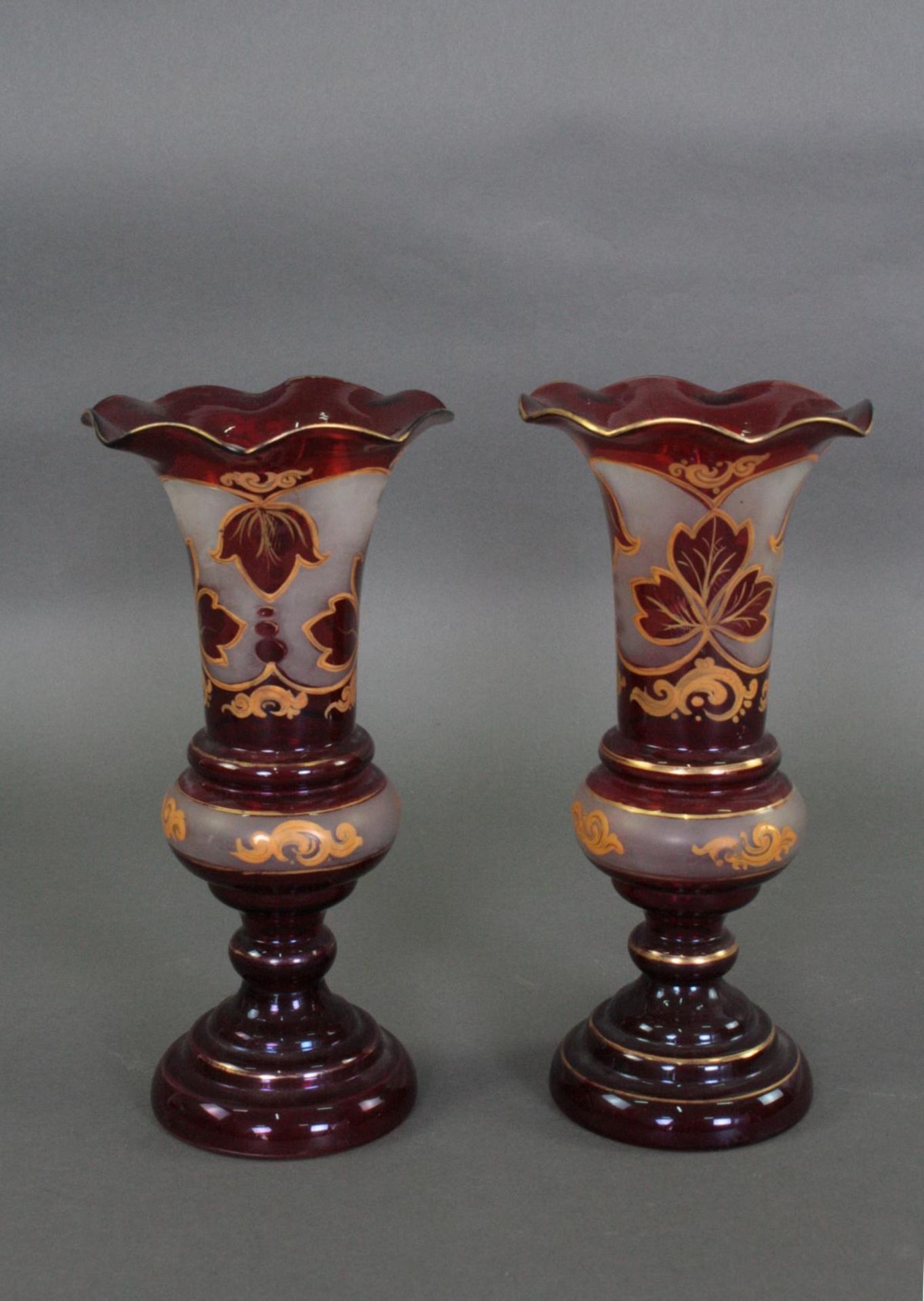 Paar Biedermeier Glas Vasen - Bild 2 aus 4