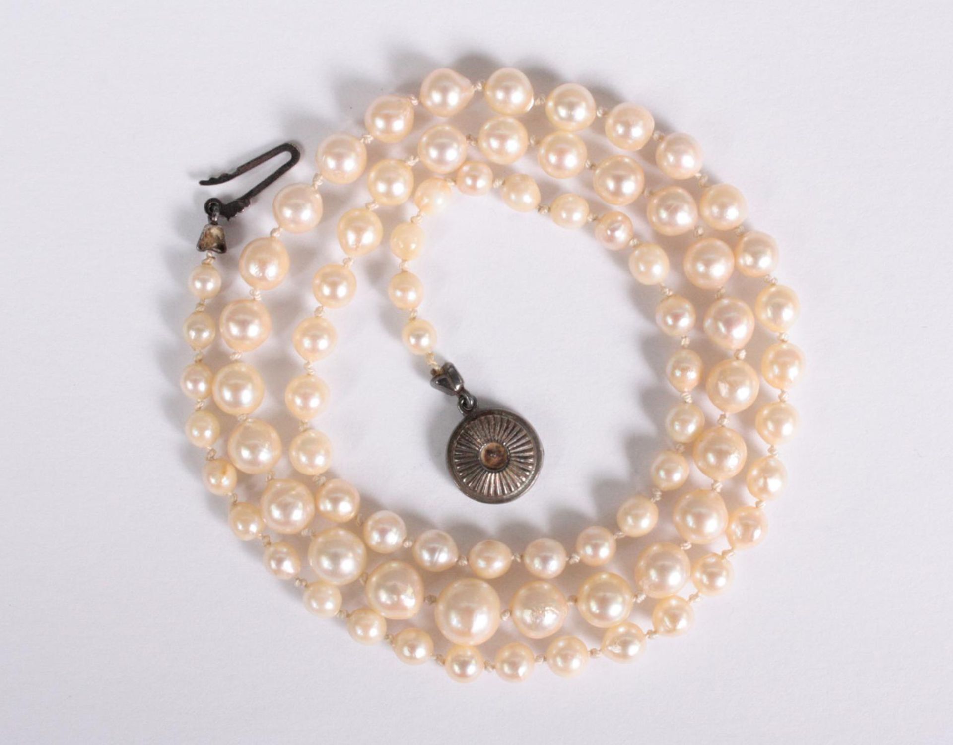Perlenkette mit 835er Silberschließe - Bild 2 aus 2