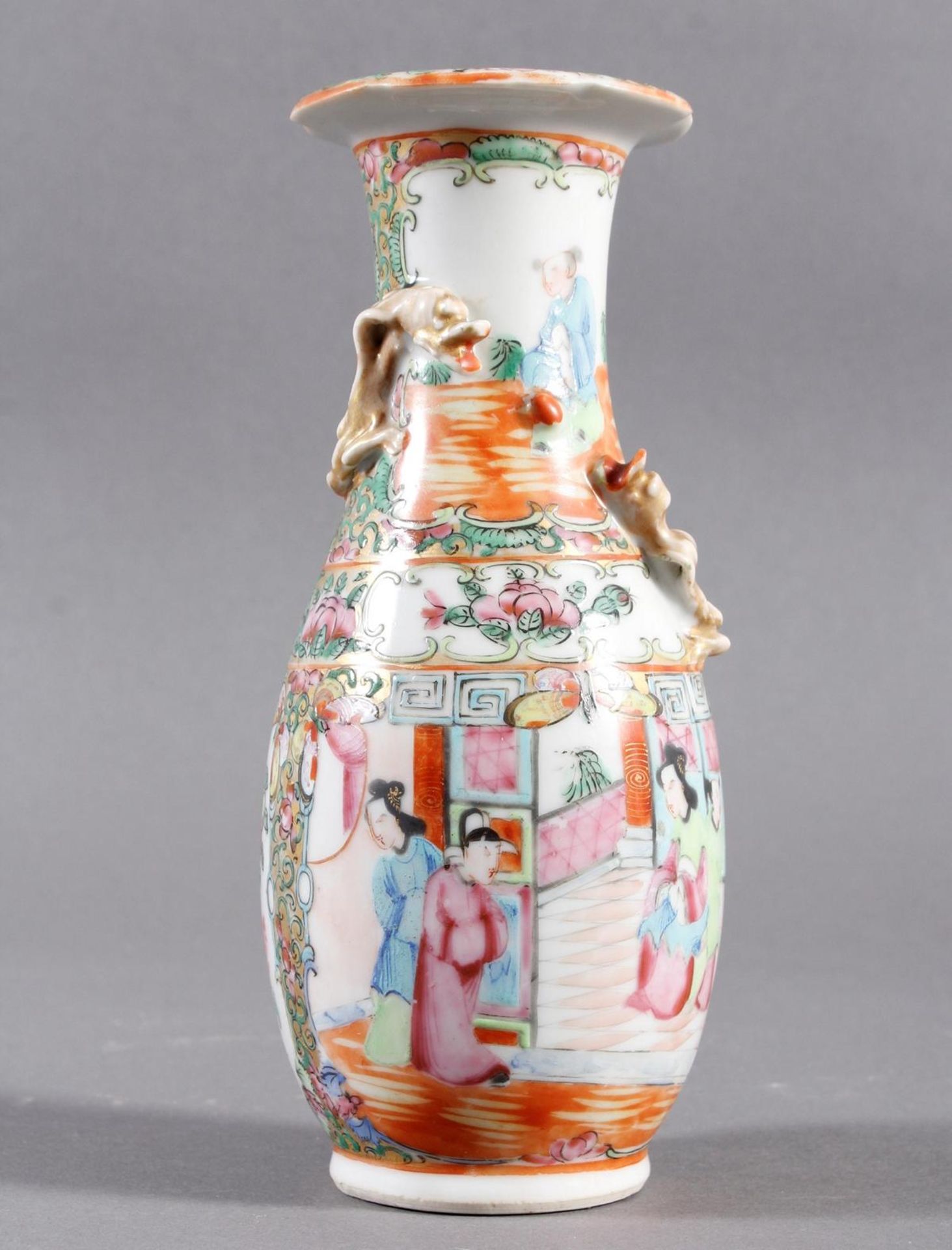 Porzellanziervase, China, 19. Jahrhundert