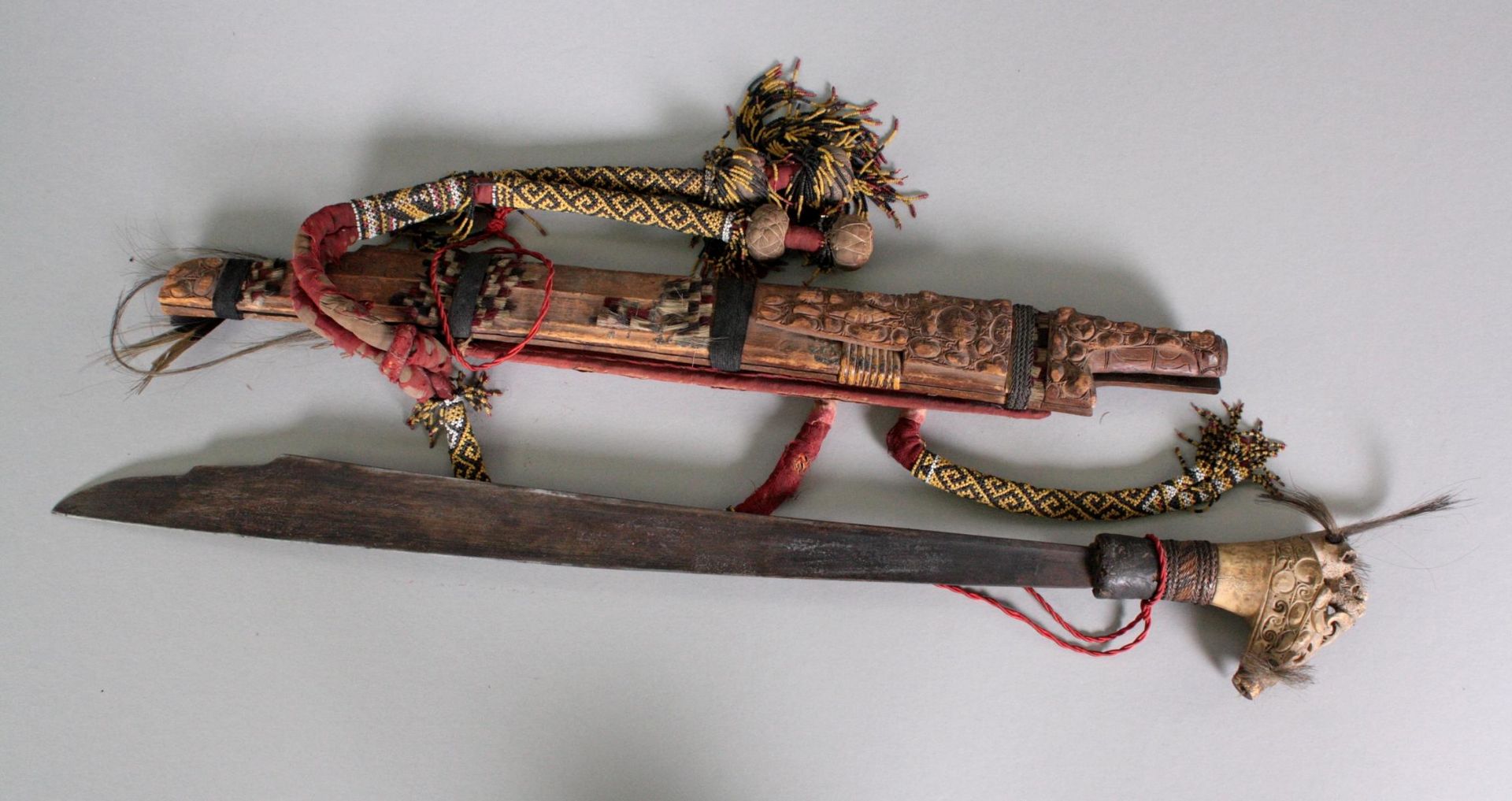 Mandau mit Beimesser, Borneo, Stamm: Dayak um 1900 - Bild 6 aus 14