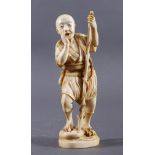 Elfenbeinfigur, Harpunenfischer, Japan um 1900