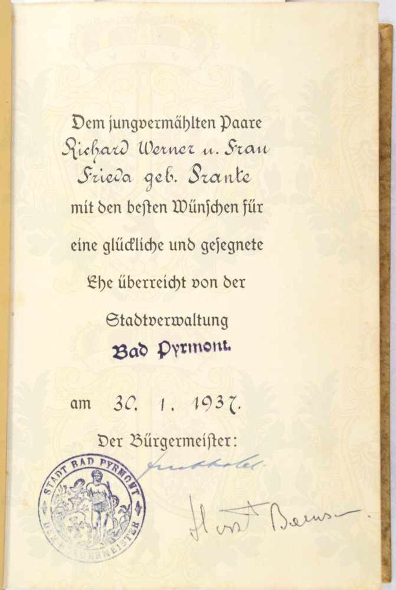 MEIN KAMPF, A. Hitler, Hochzeitsausgabe der Stadt Bad Pyrmont, Eher Verlag 1936, m. 1 Portrait,