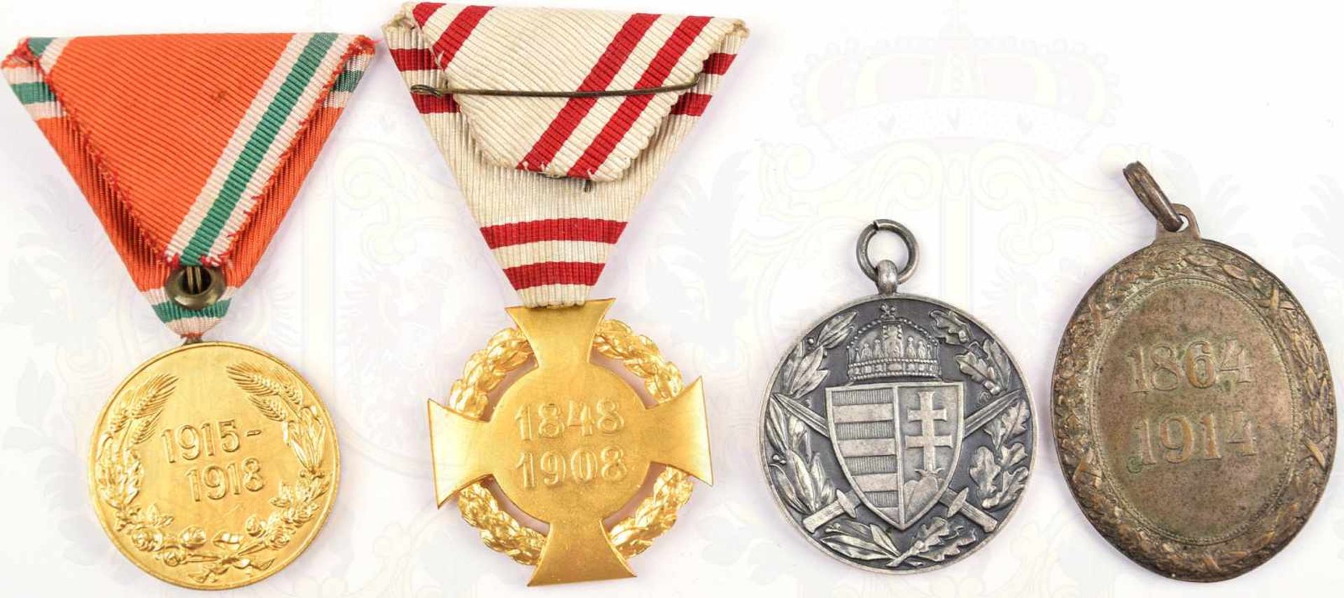 4 EHRENZEICHEN: Militär-Jubiläumskreuz 1908, Bronze/vergld., Trageband abweichend; Bulgar. u. Ungar. - Image 2 of 2