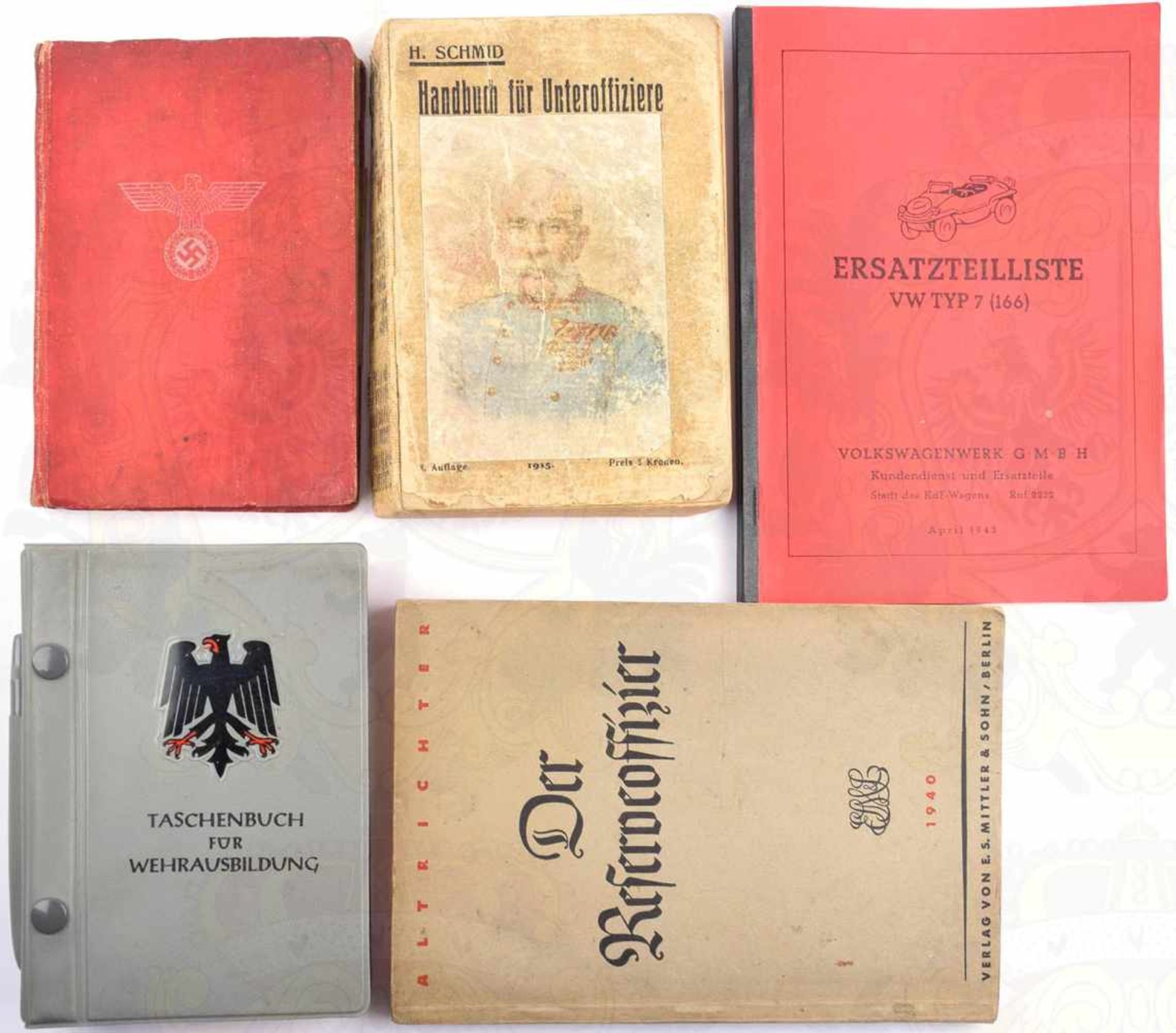 5 DIENSTVORSCHRIFTEN, Handbuch für Unteroffiziere; Jahrbuch f. d. dt. Soldaten in Norwegen;