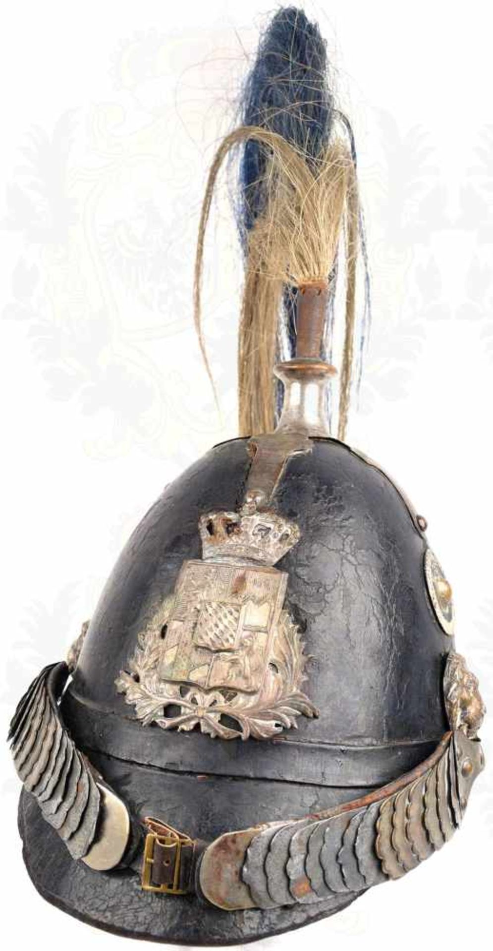 HELM M 1853 FÜR MANNSCHAFTEN DER BÜRGERWEHR, schwarzer Lederkorpus, Spitze m. blau/weißem