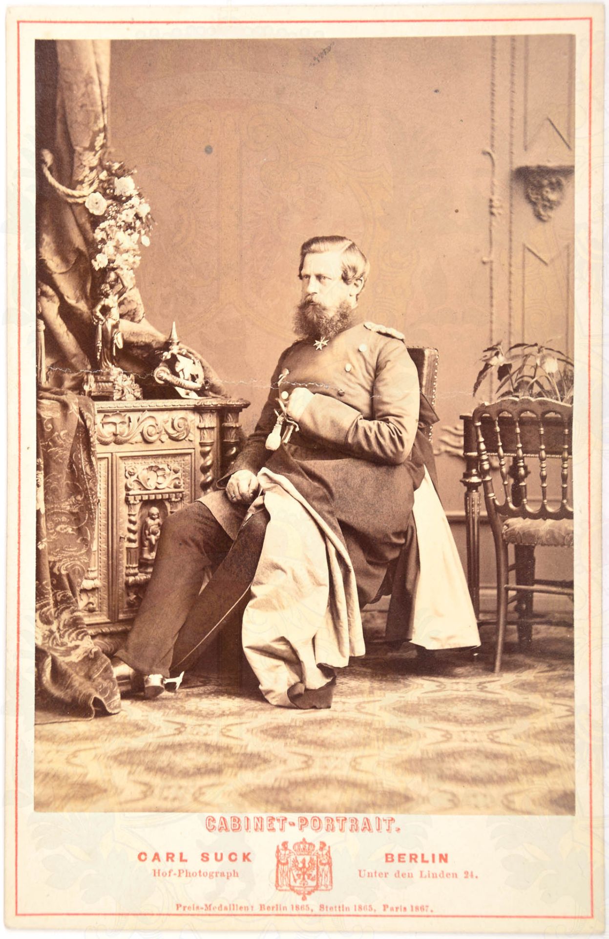 FRIEDRICH III., (1831-1888), Dt. Kaiser 1888, Cabinettfoto 1867!, Ganzaufnahme in Uniform d. - Bild 4 aus 4