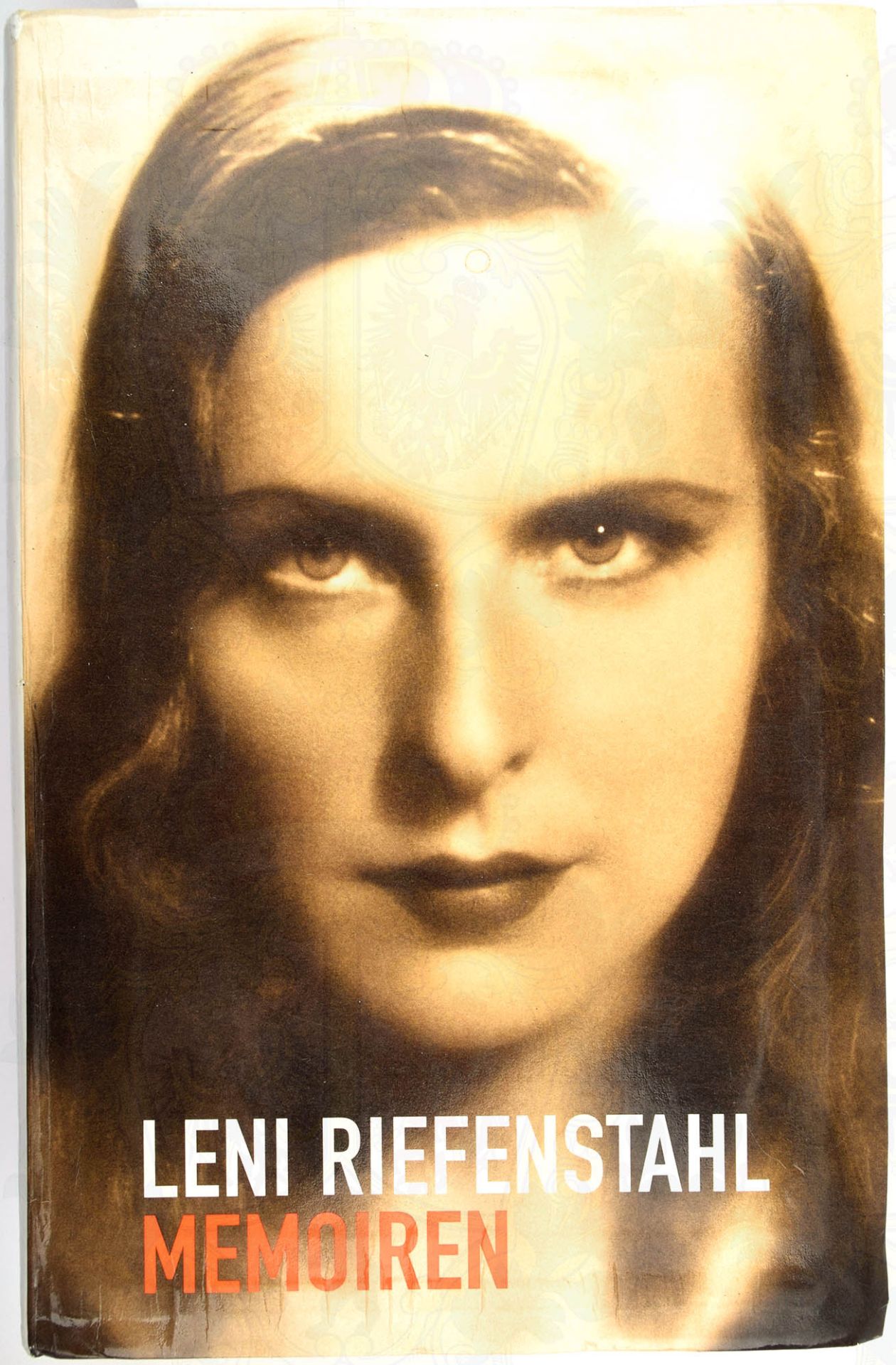 RIEFENSTAHL, LENI, (1902-2003), dt. Schauspielerin u. Regisseurin (Film Triumph des Willens 1935),
