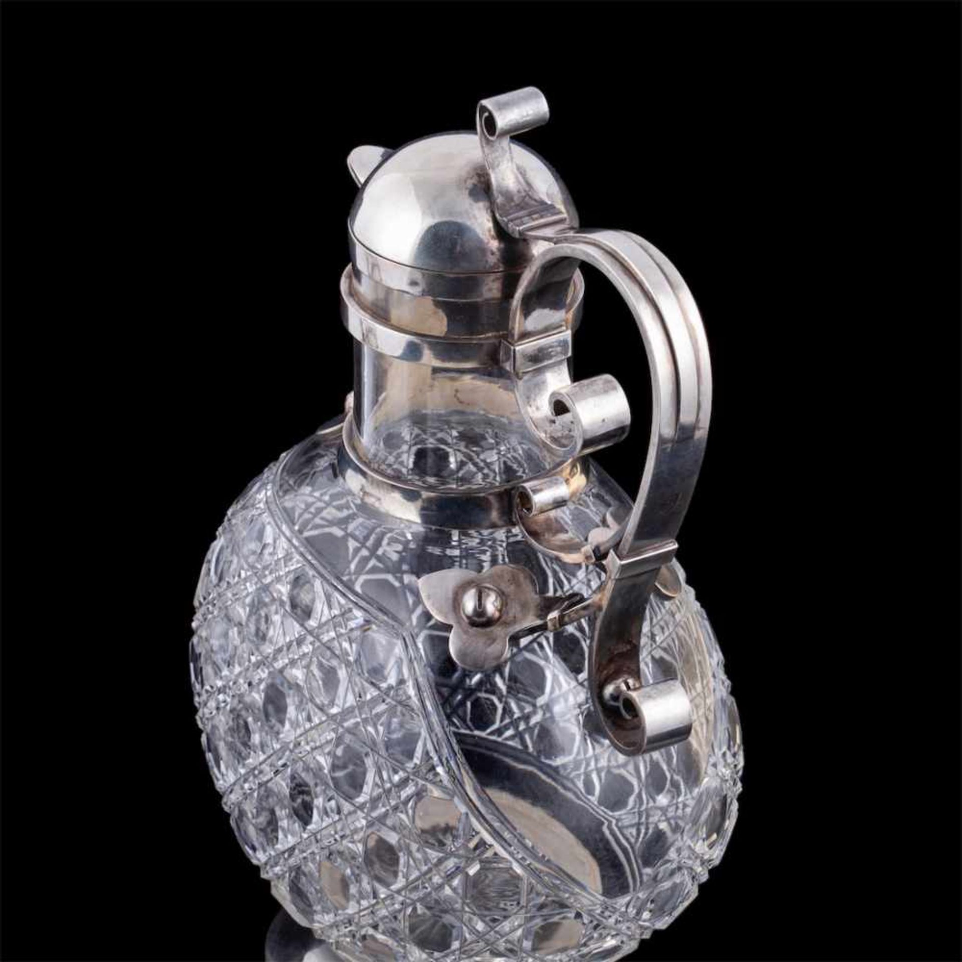 A pair of elegant Russian decanters - Bild 3 aus 8