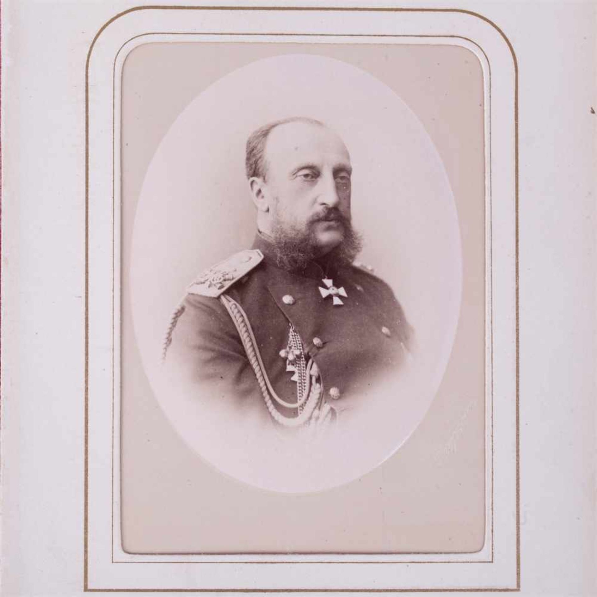 A Russian photo album with Imperial family photos - Bild 6 aus 6