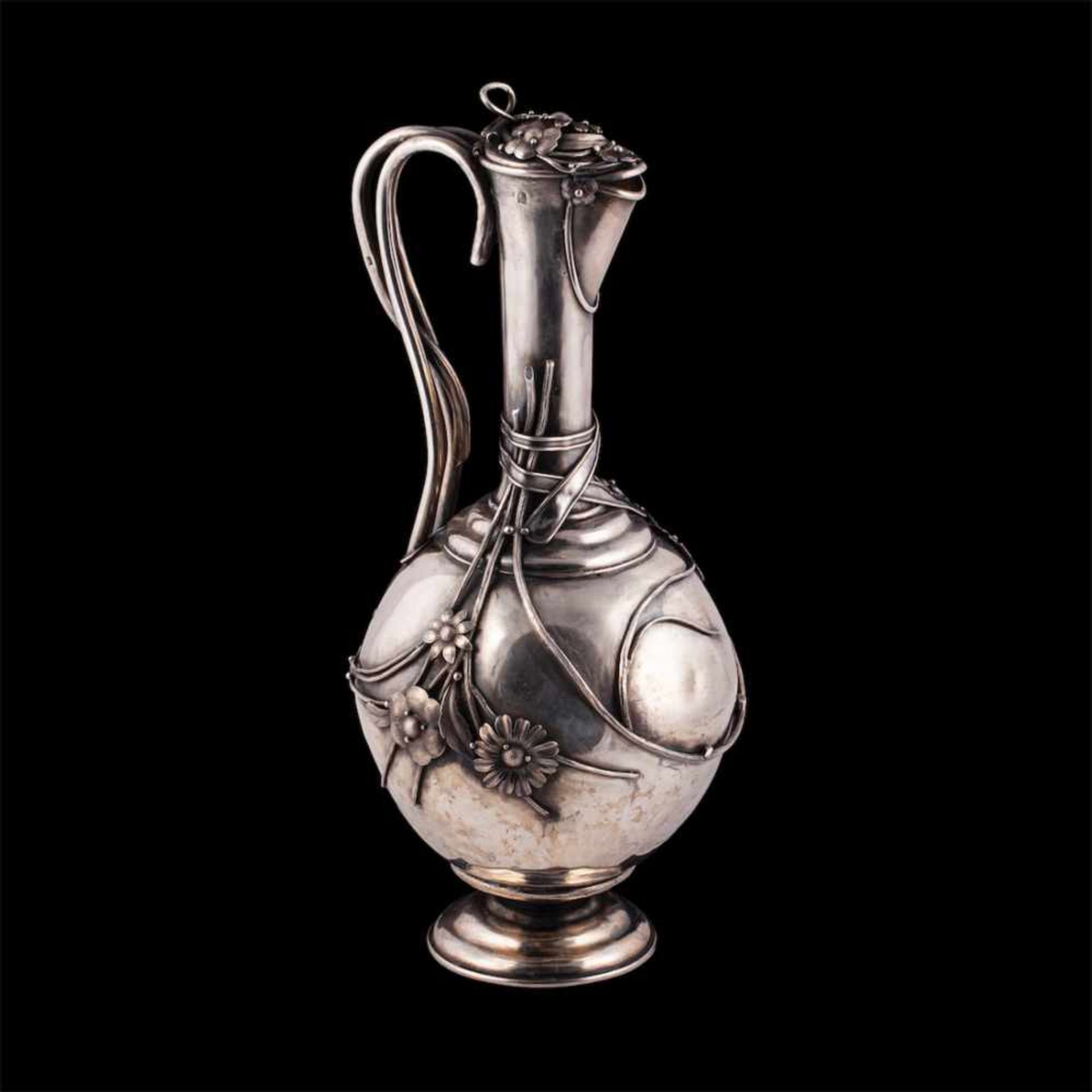 An elegant Russian silver-gilt decanter - Bild 2 aus 7