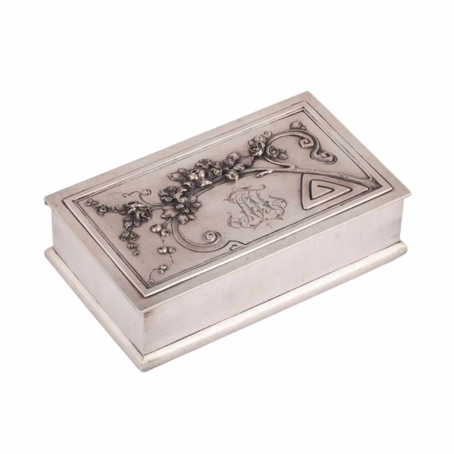 A Russian Art Nouveau silver cigar box