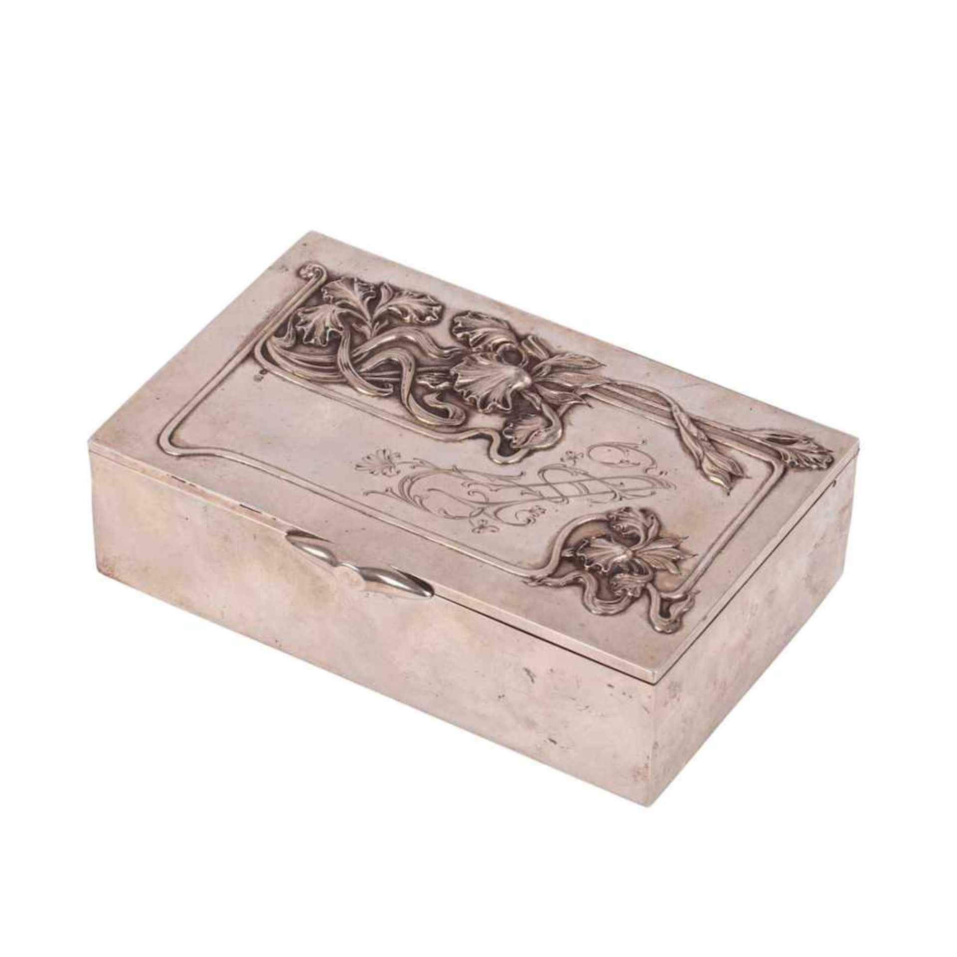 A Russian Art Nouveau silver cigar box