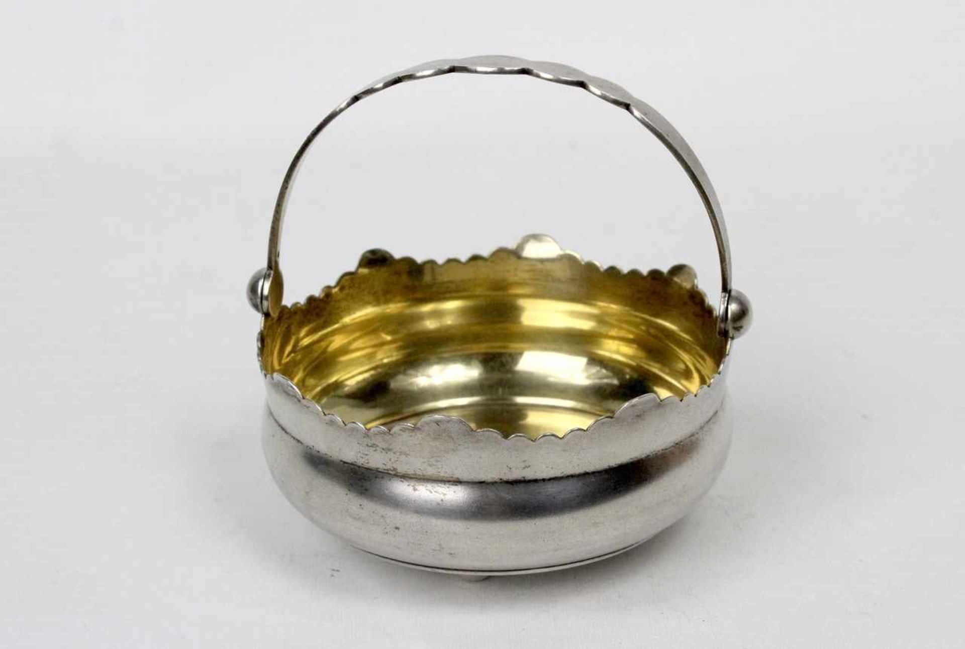 Silberne Henkelschale, innen vergoldet Russland um 1920