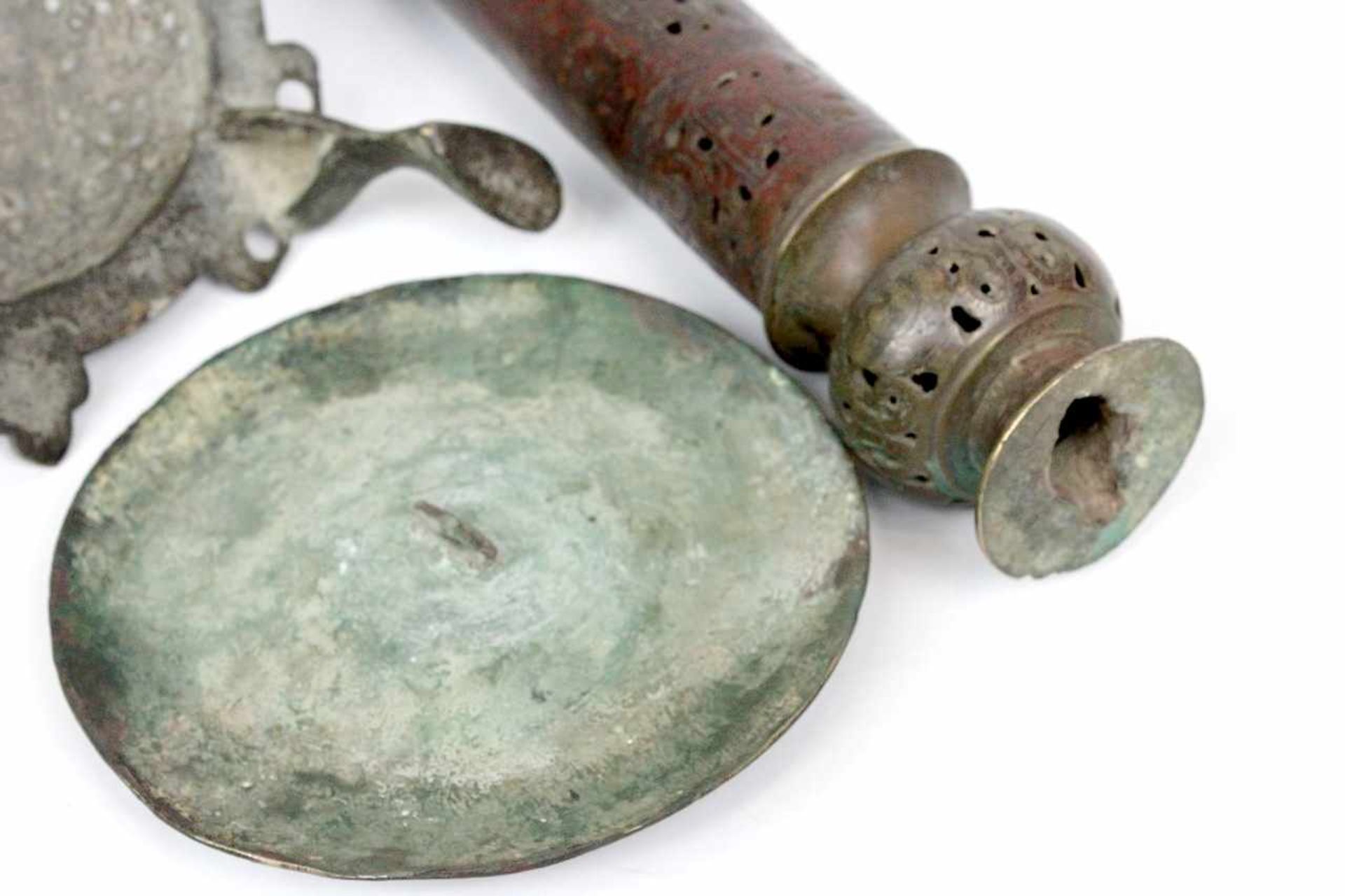 Seljukischer dreiteiliger Weihrauchbrenner aus Kupferbronze 12.Jhdt - Bild 12 aus 13