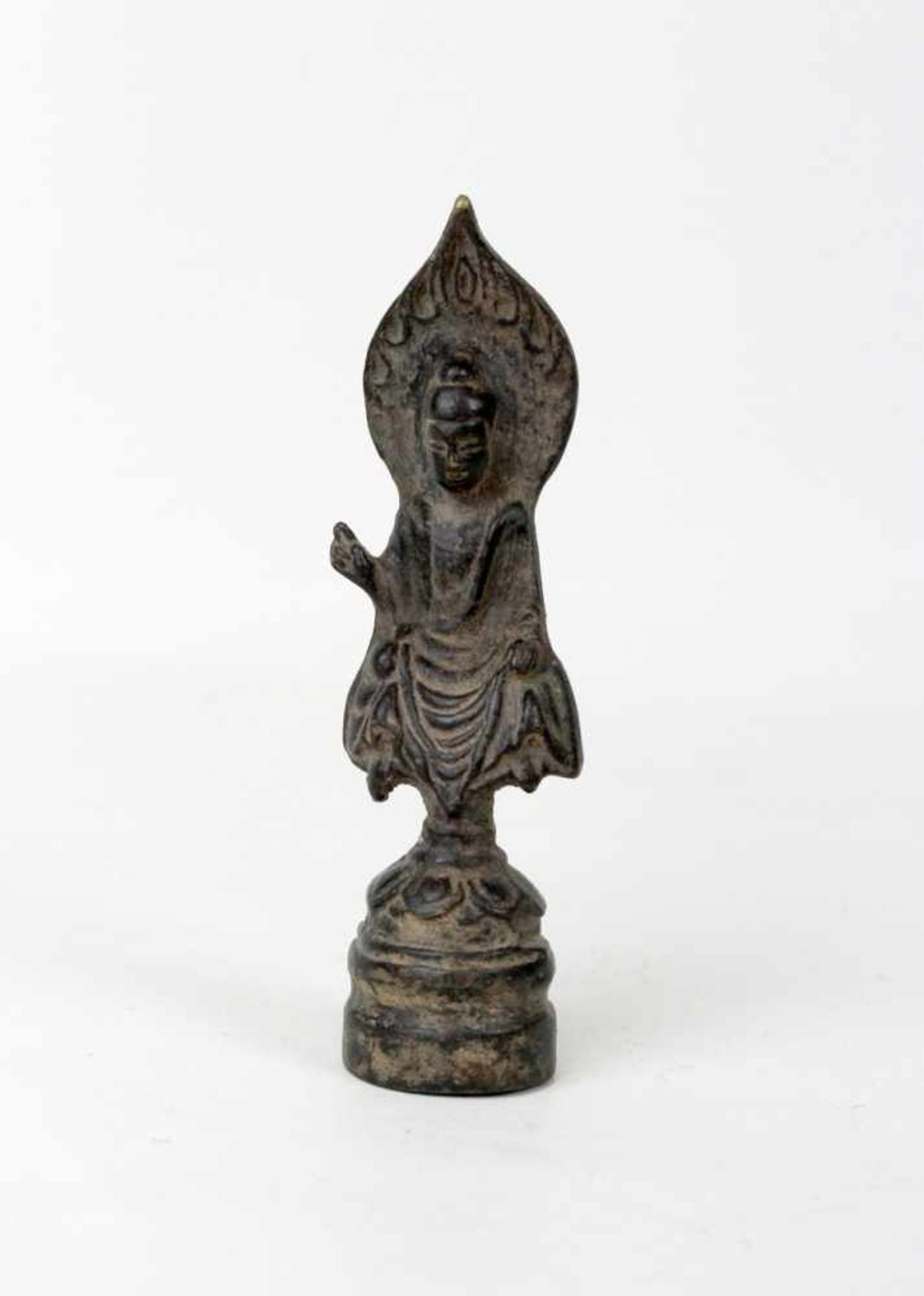 Japan Sitzende Buddhafigur auf Lotusthron Bronze 18./19.Jhdt.