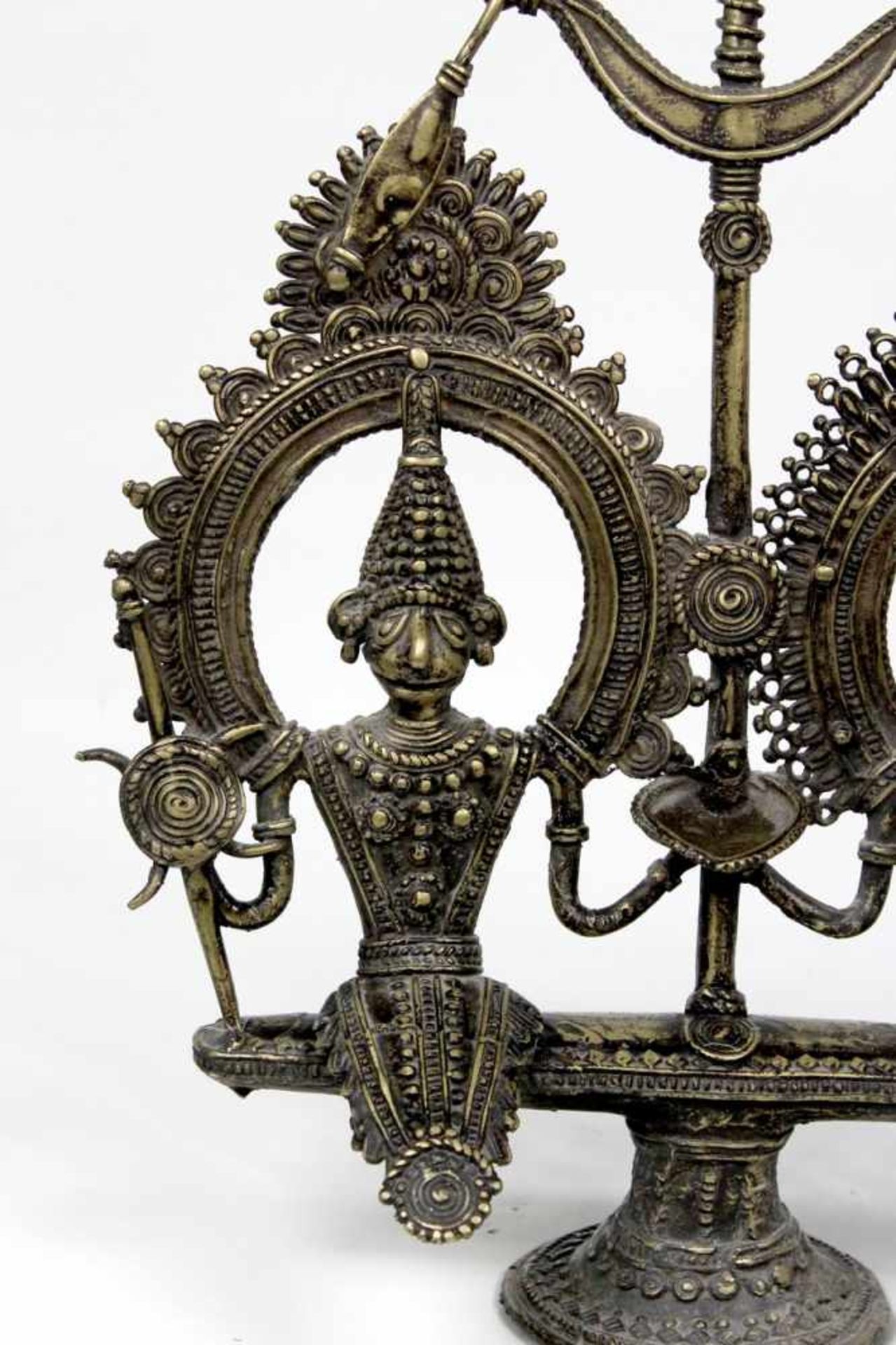 Indien Bronze Tempel Votiv Figuren " Zwei sitzende Heilige in Aureolien " - Bild 2 aus 5