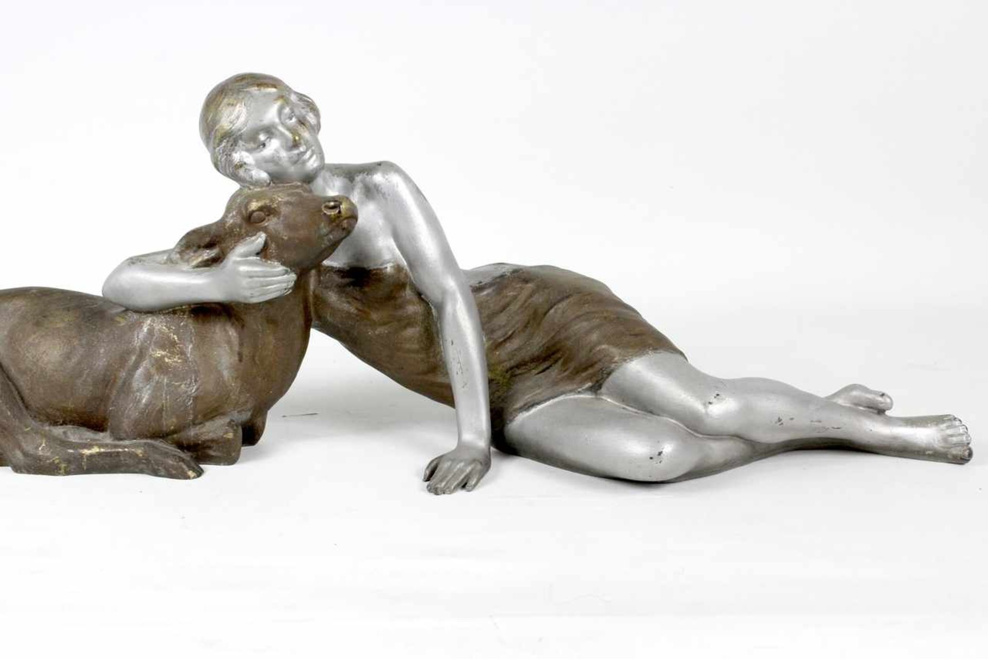 Riche, Louis ( 1877 - 1949 ) " Frau mit Reh " Bronzefigur Art Deco - Bild 3 aus 5