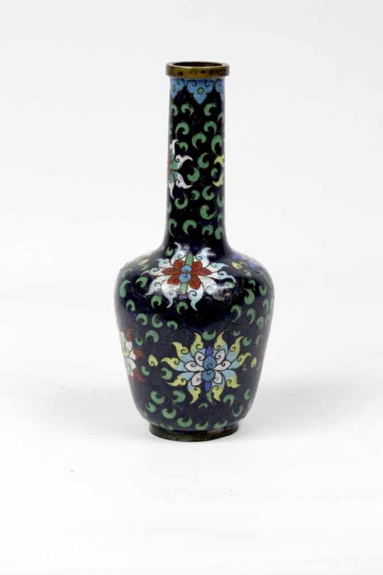 China Blaue Cloisonne-Chrysanthemen Vase frühe Qing Dynastie 17.Jhdt.< - Bild 2 aus 5