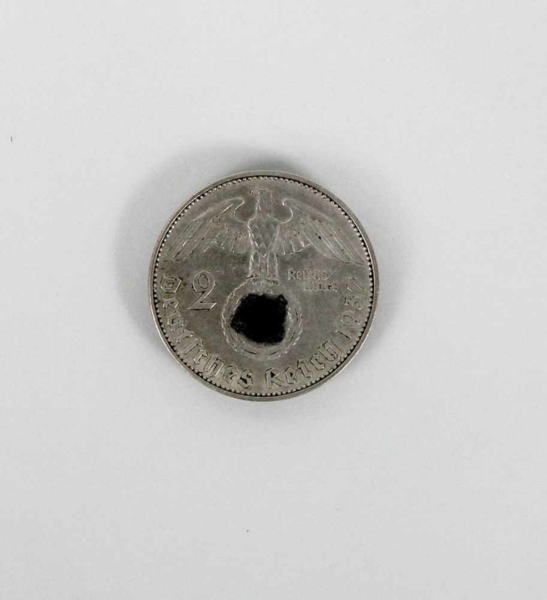30 mal 2 Reichsmark " Paul von Hindenburg " Silbermünzen< - Bild 4 aus 5